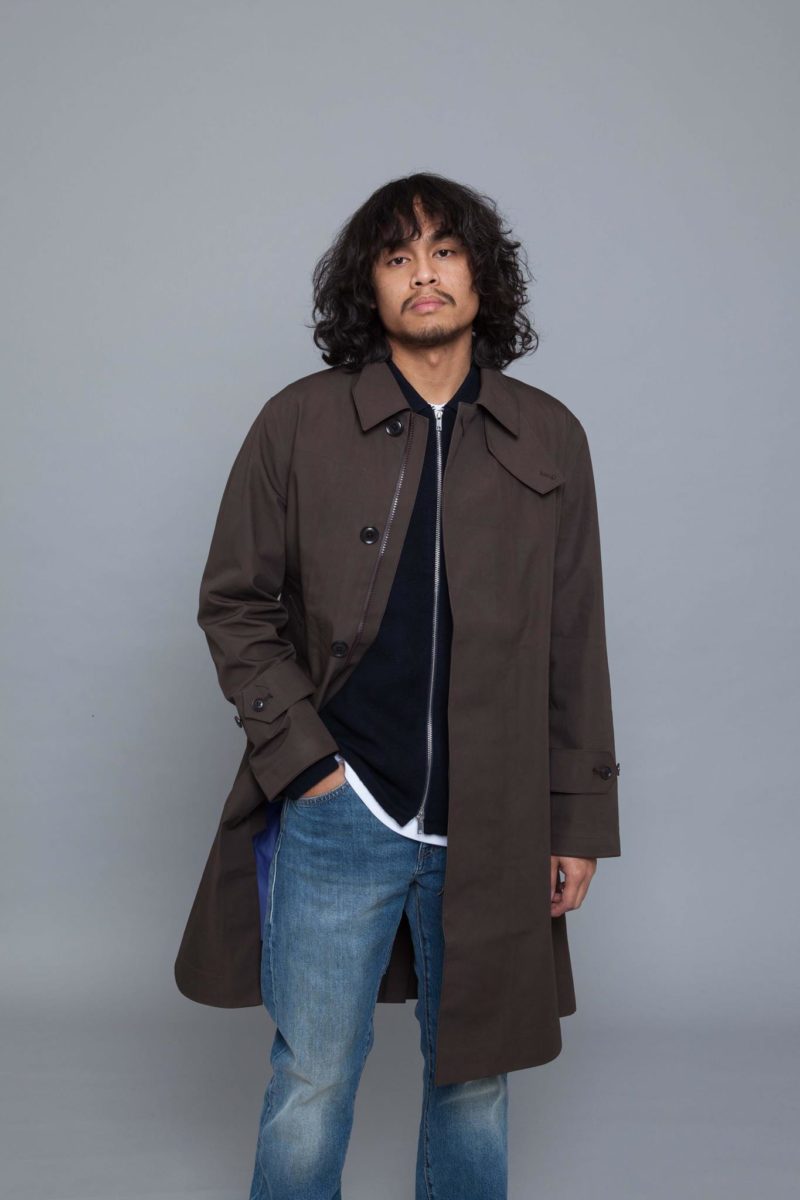 single trench coat