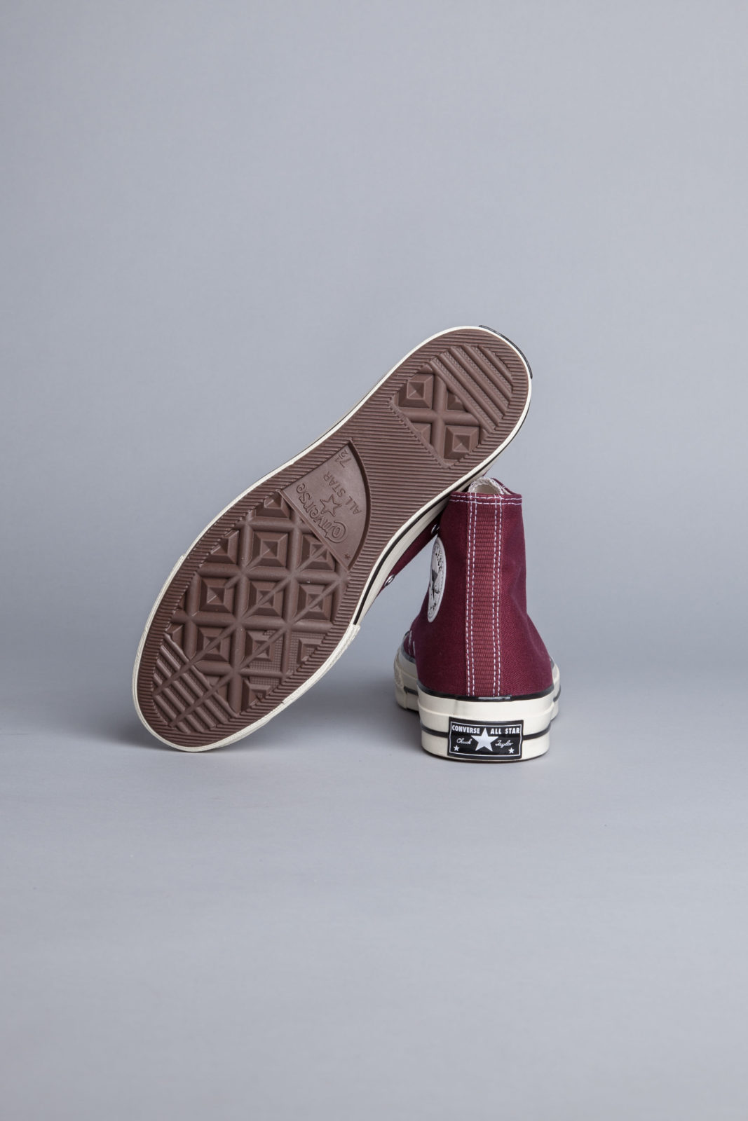 chuck taylor all star burgundy