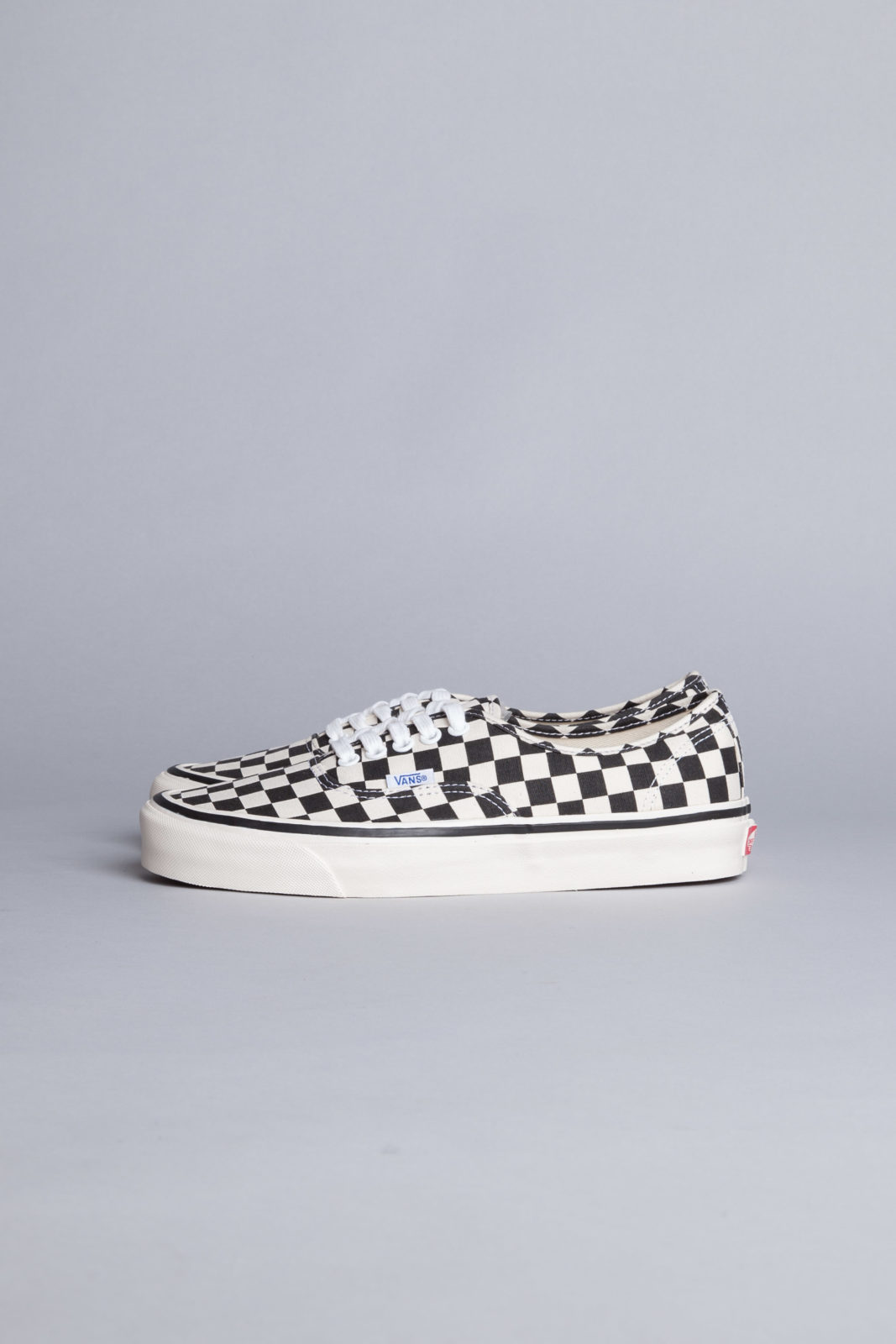 vans authentic 44 dx black check