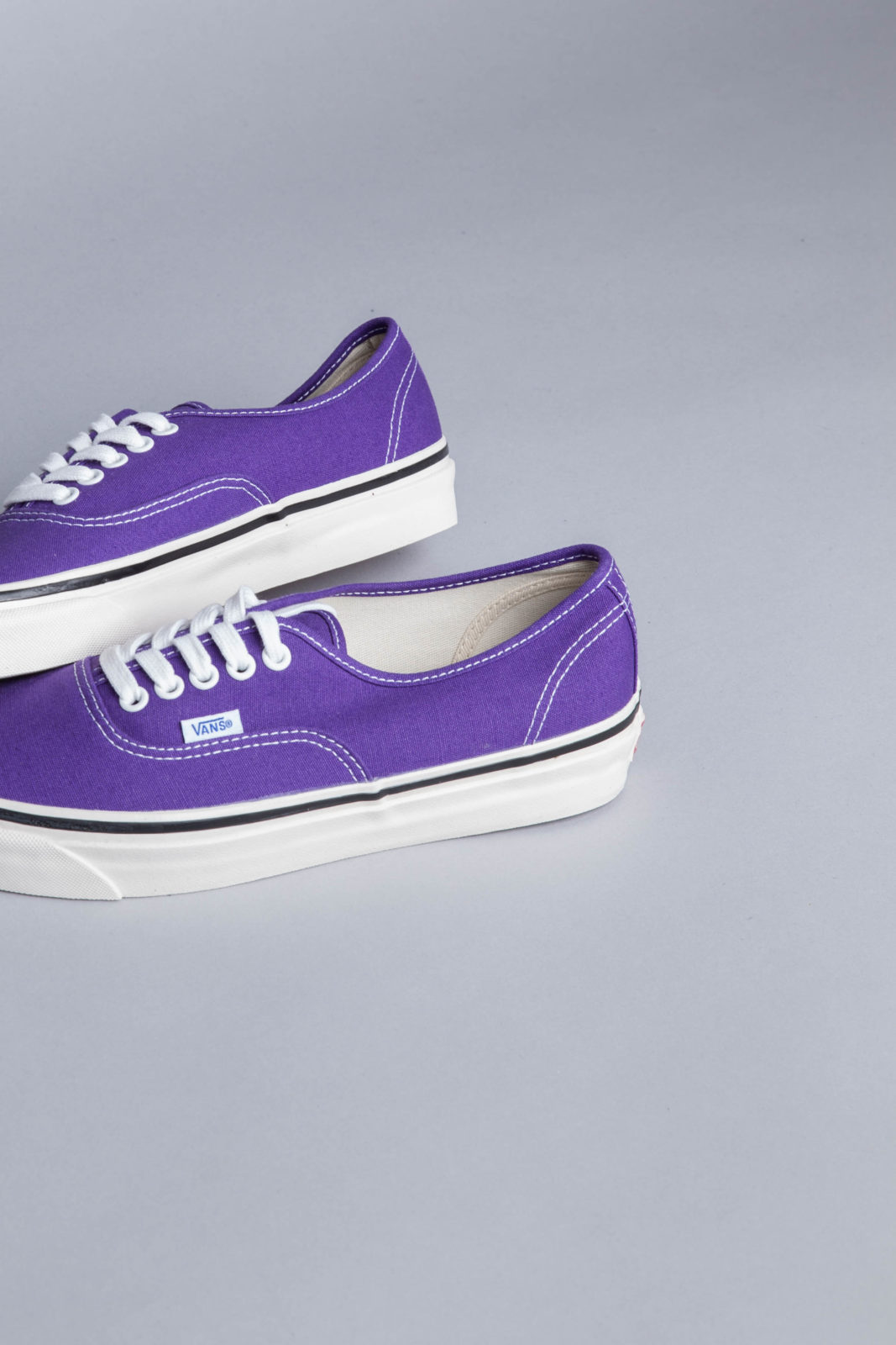 vans authentic 44 dx purple