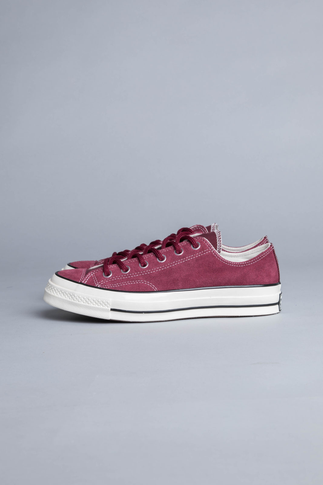 chuck 7 base camp suede low top