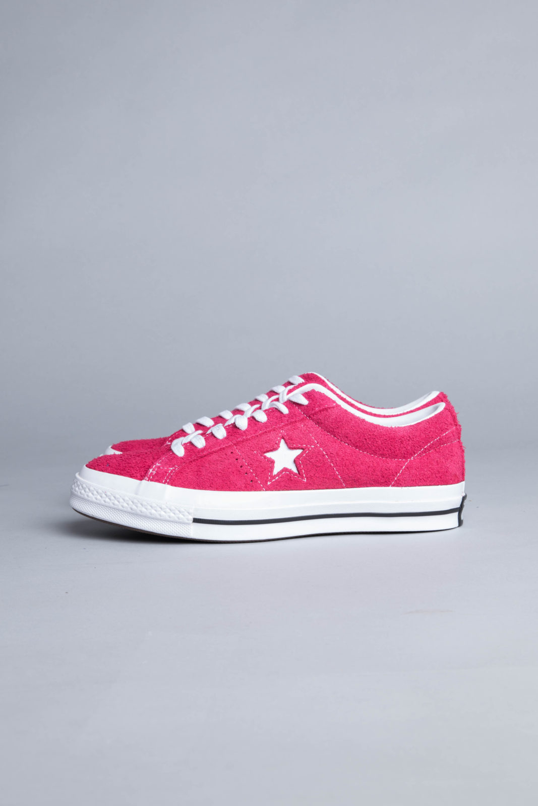 converse one star pink suede trainers