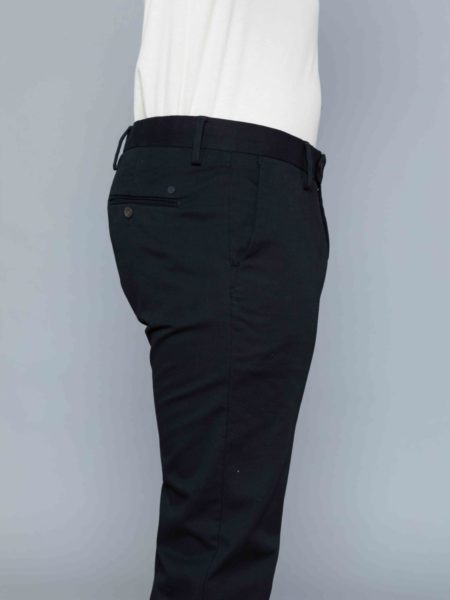 NN07 Theo Chino Black • Centreville Store in Brussels