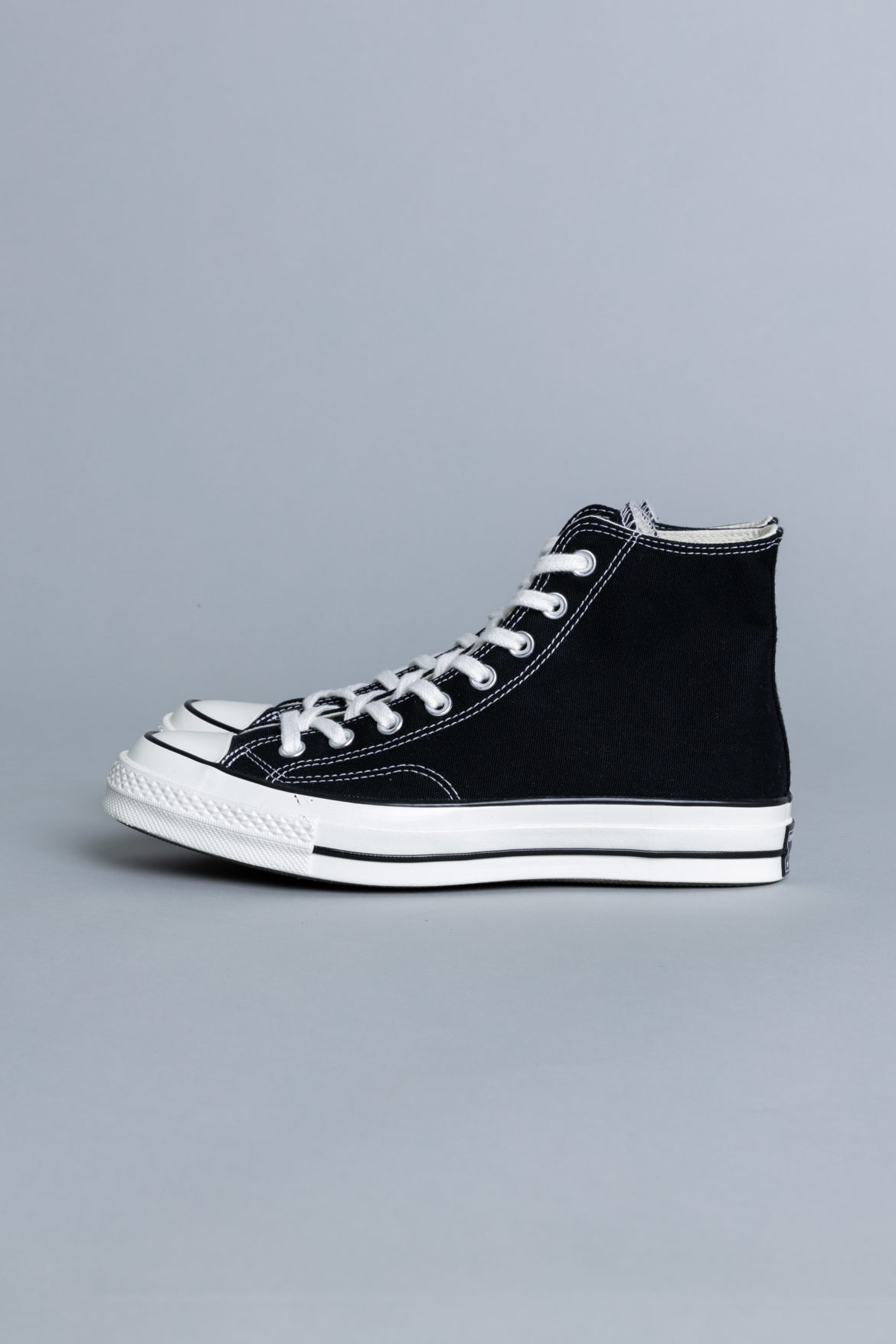chuck taylor 70 black high