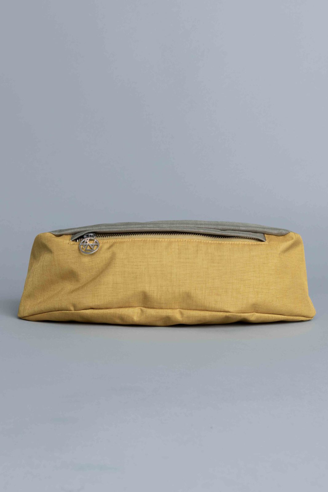 nanamica waist bag