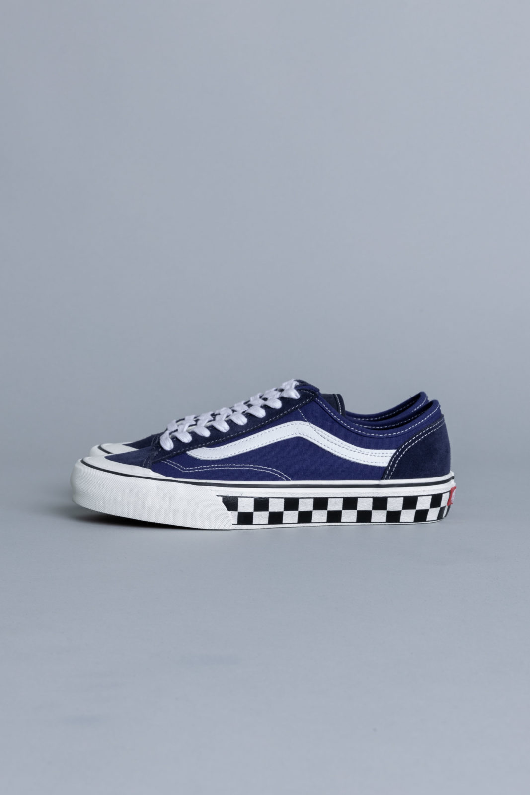 vans style 36 trainers in checkerboard