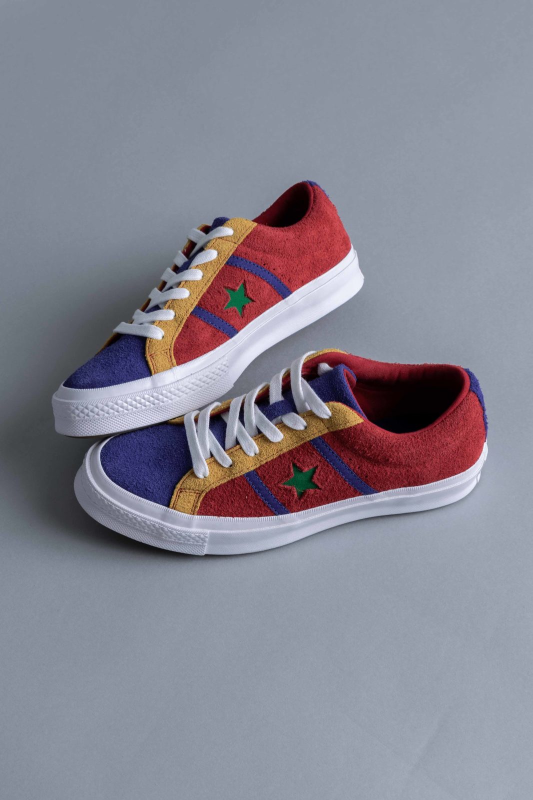 short red converse