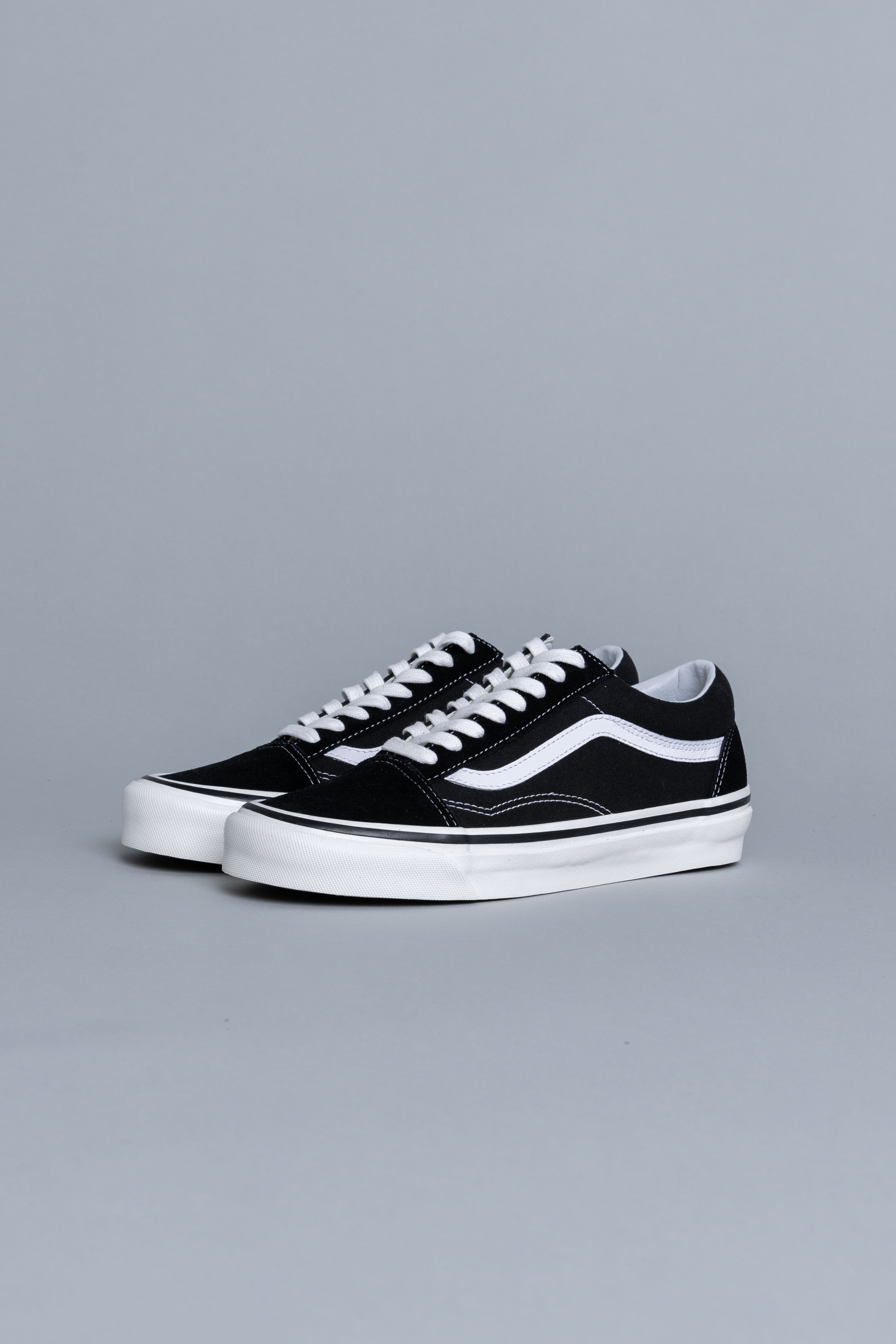 vans old skool black sale