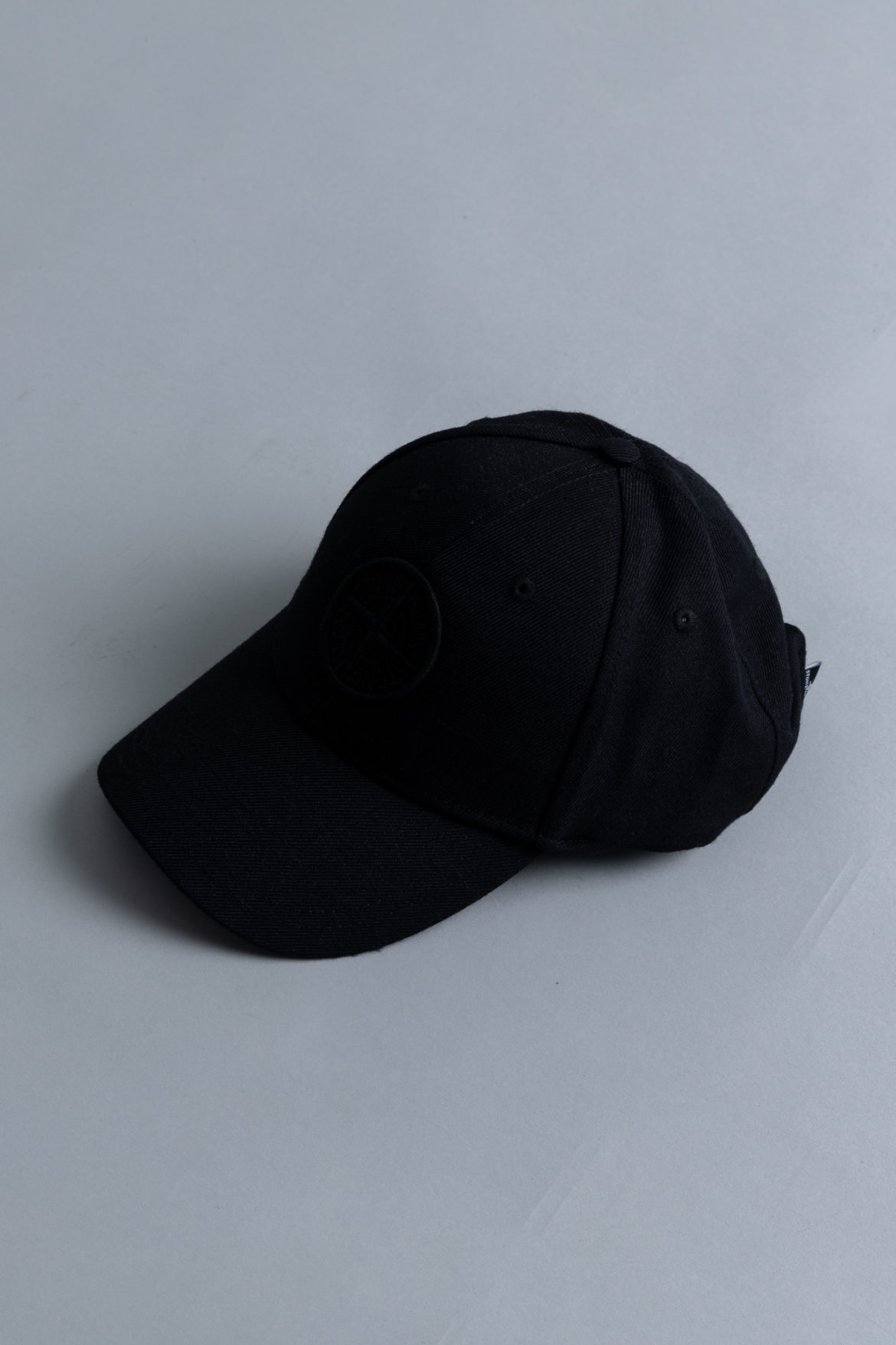 plain black stone island jumper