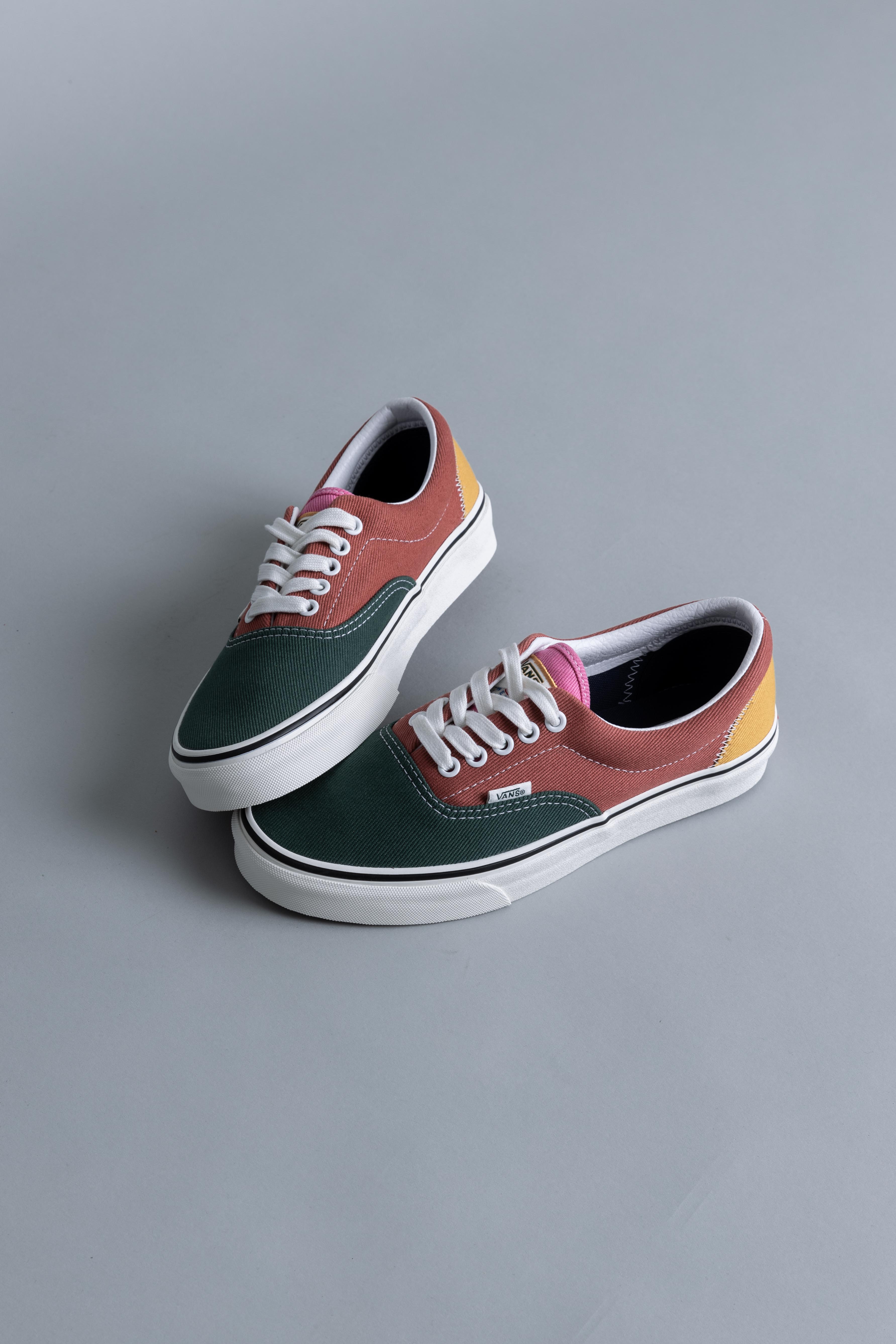 vans era varsity