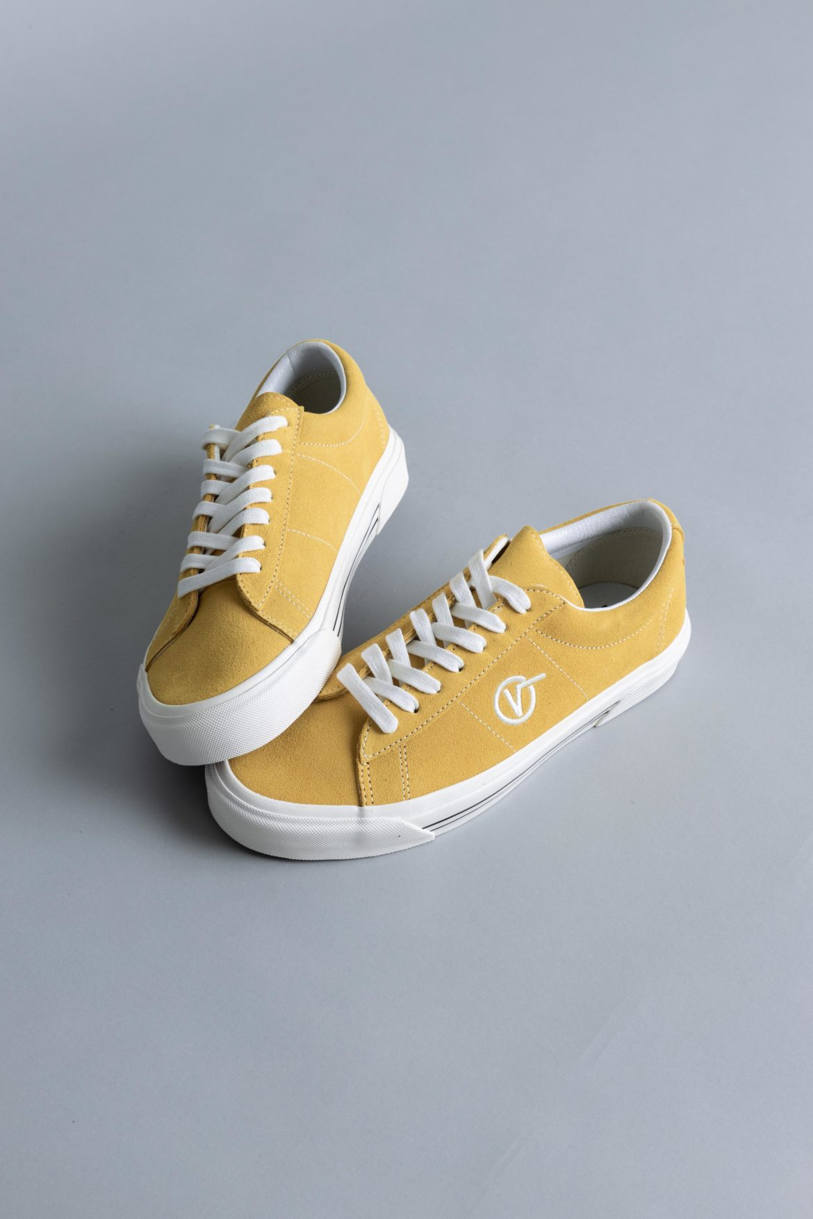 vans sid dx yellow