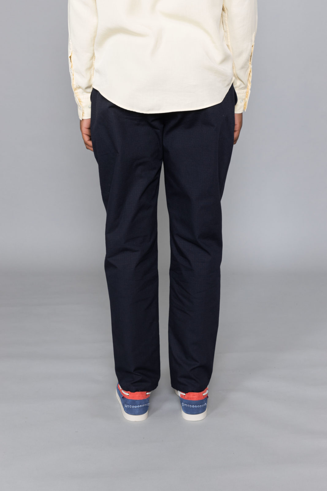 A kind of sales guise pleated wide trousers