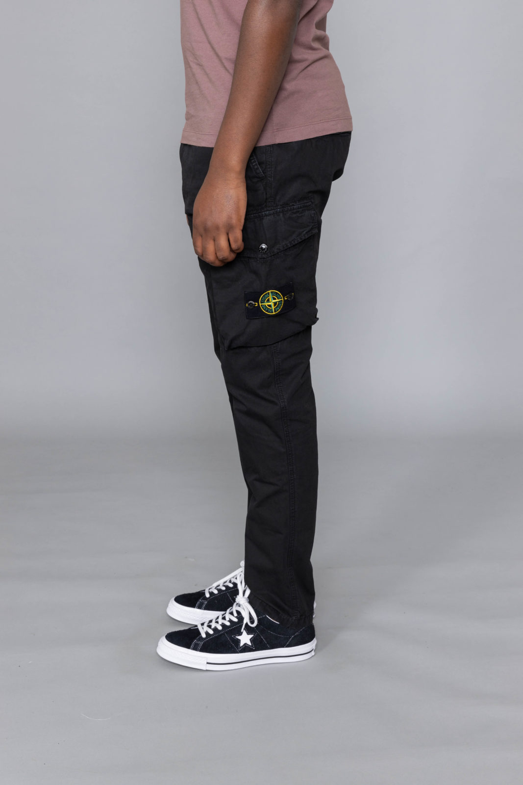 Buy > black stone island cargos > in stock