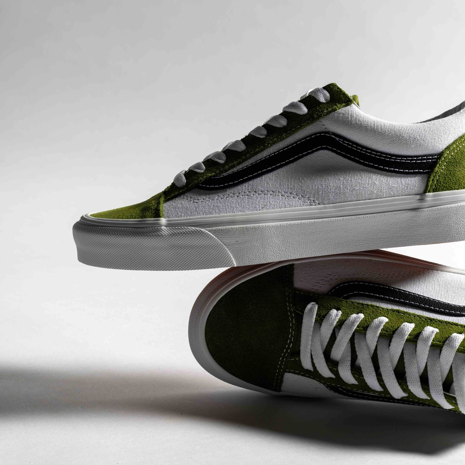 chicago old skool vans