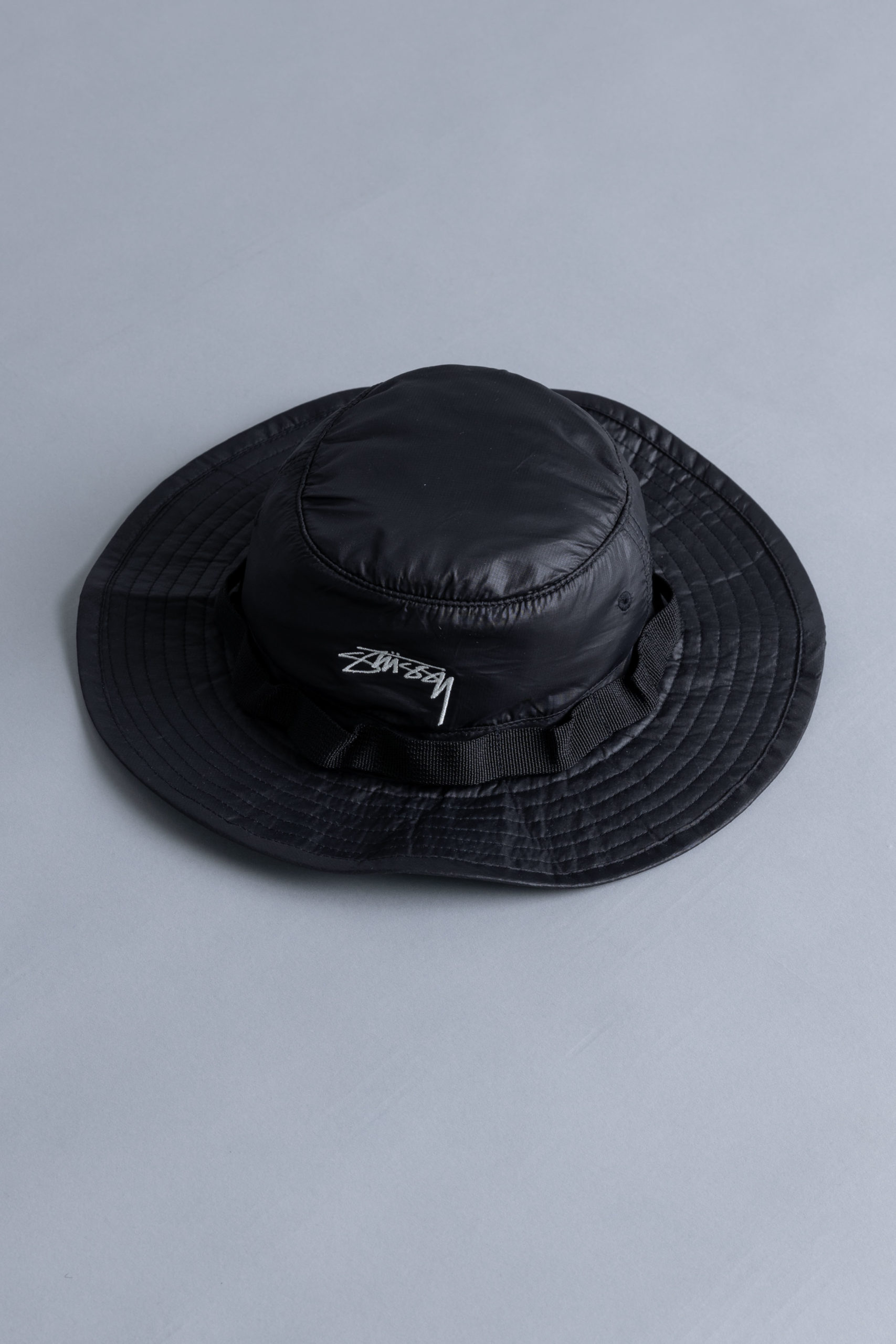 stussy boonie