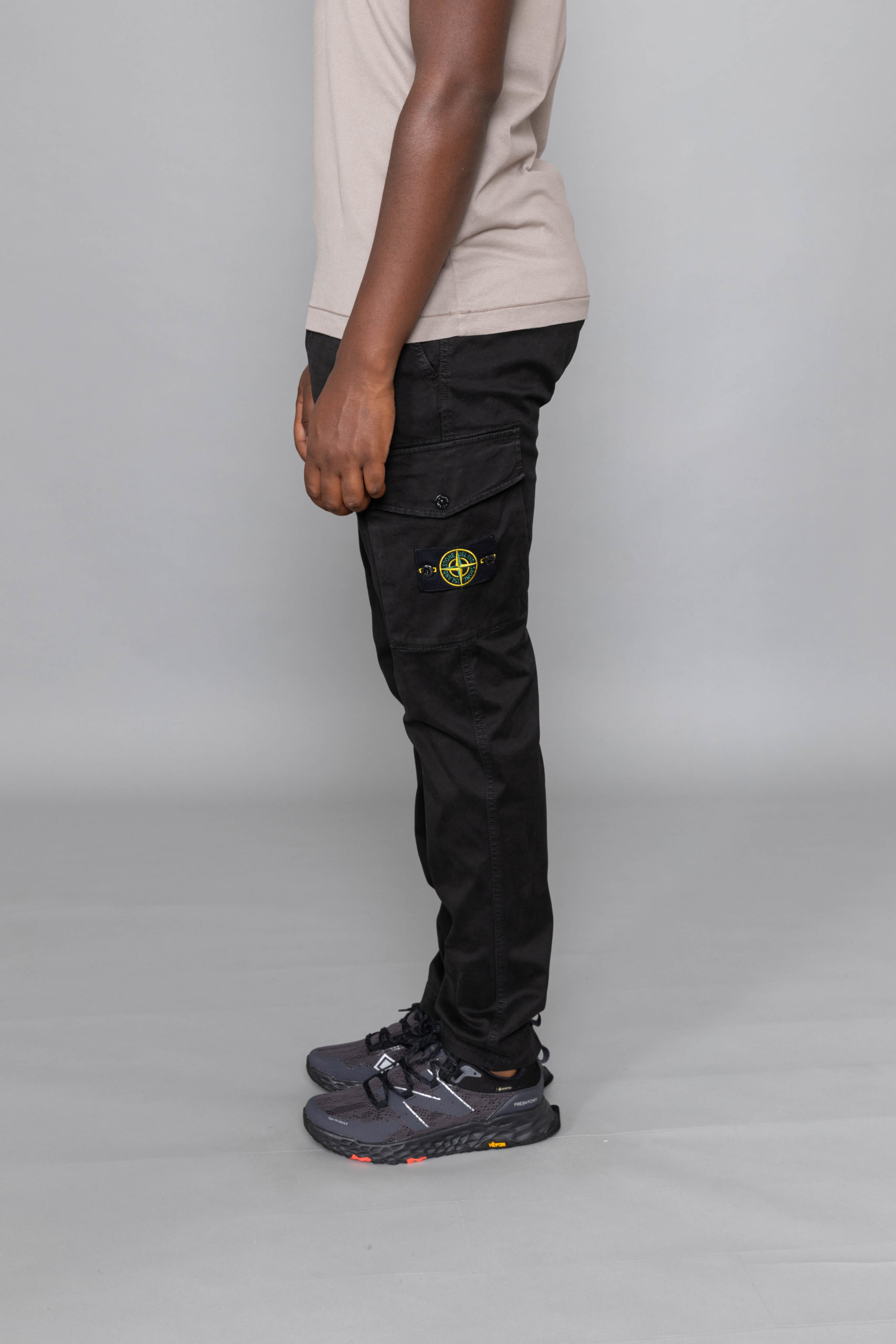 black stone island cargos