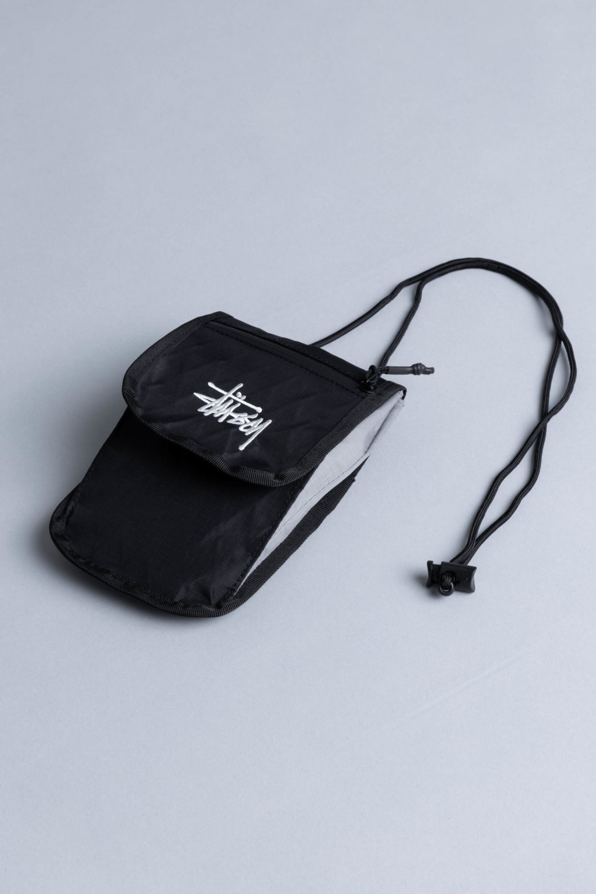 Stussy travel bag 2025