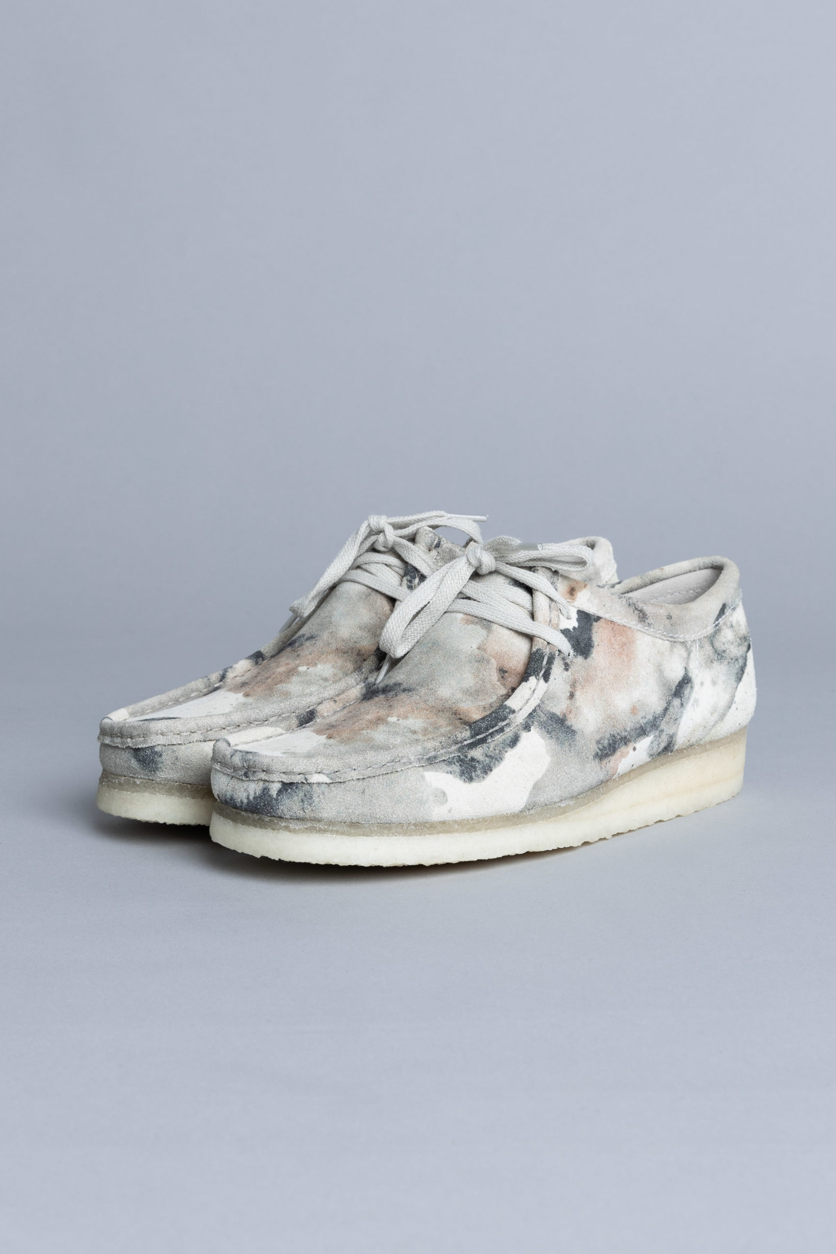 clarks off white camo