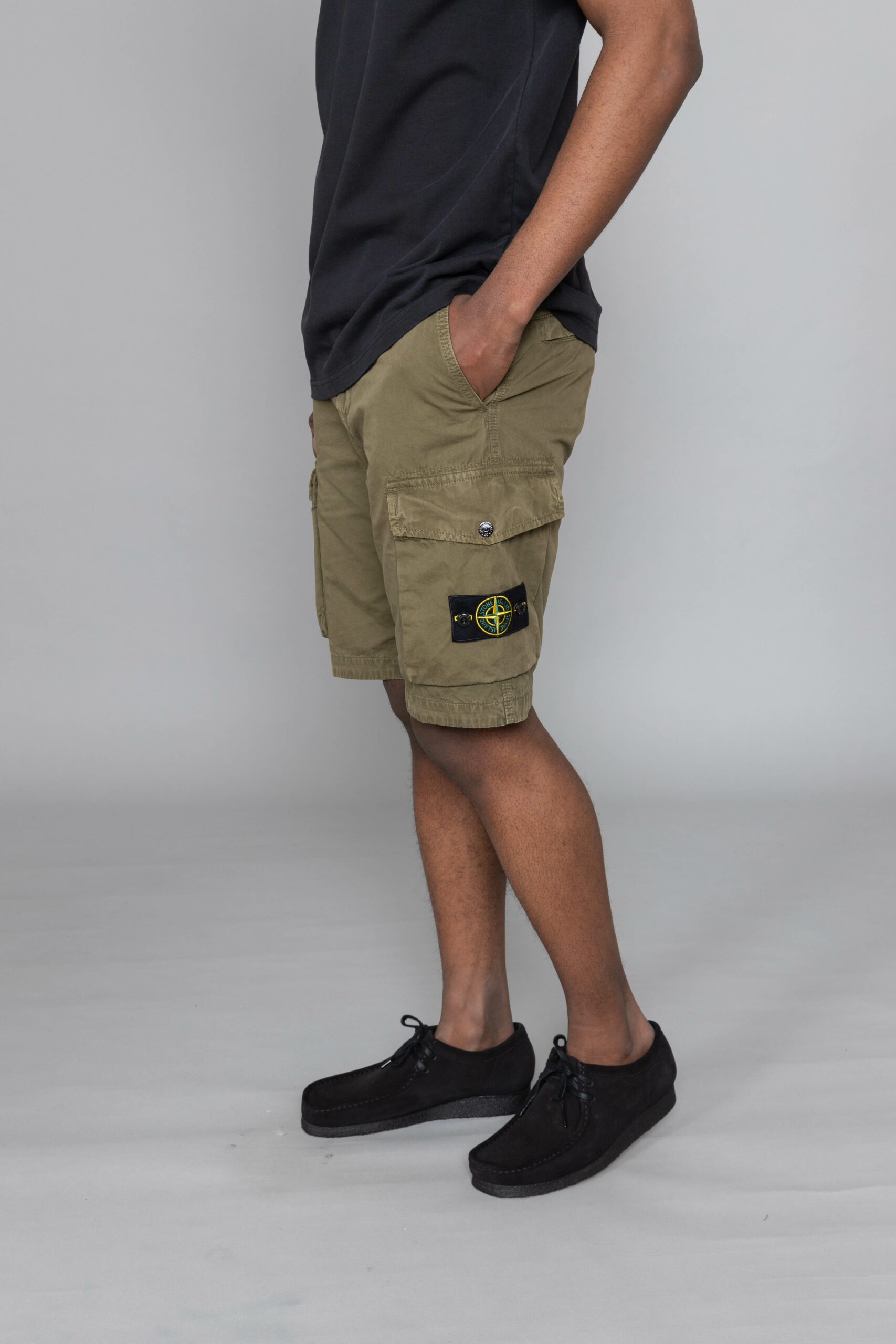 Stone Island Bermuda Cargo Shorts Khaki | eduaspirant.com