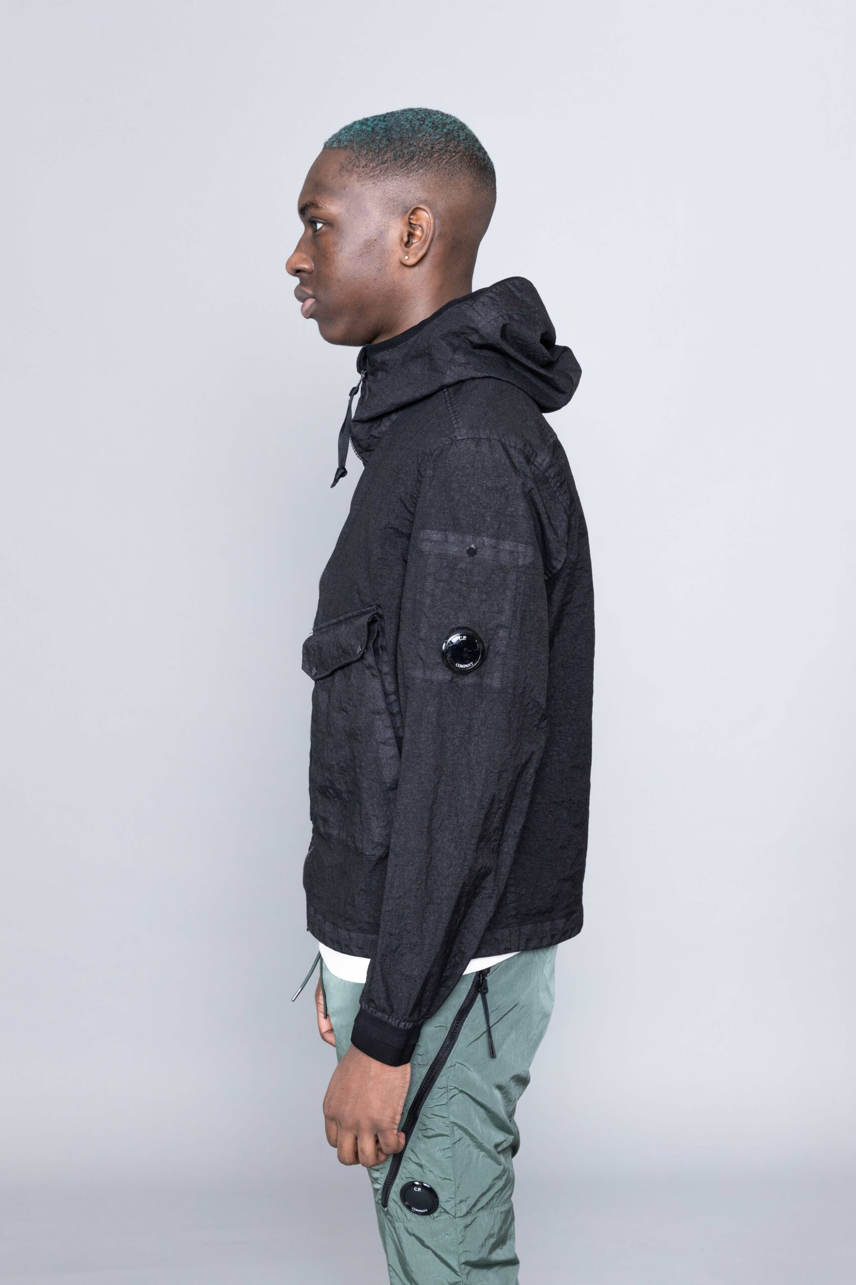 C.P. Company CO-TED GD Medium Lens Jacket Black - Centrevillestore