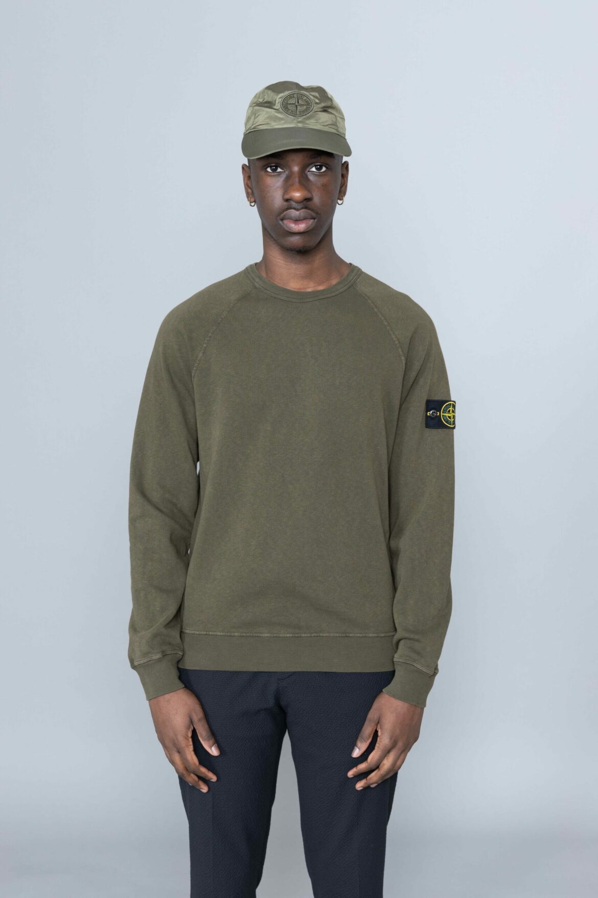 Stone island sales crewneck olive