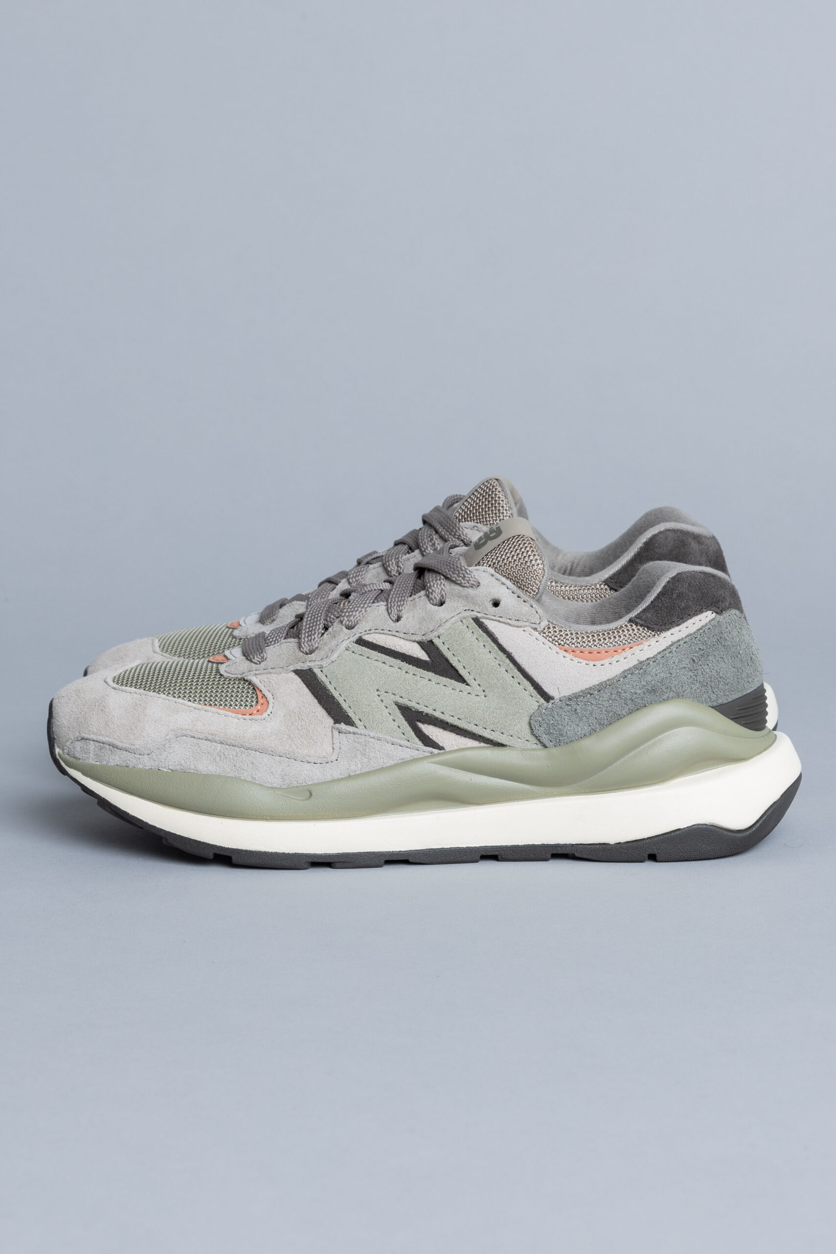 new balance m5740 mushroom