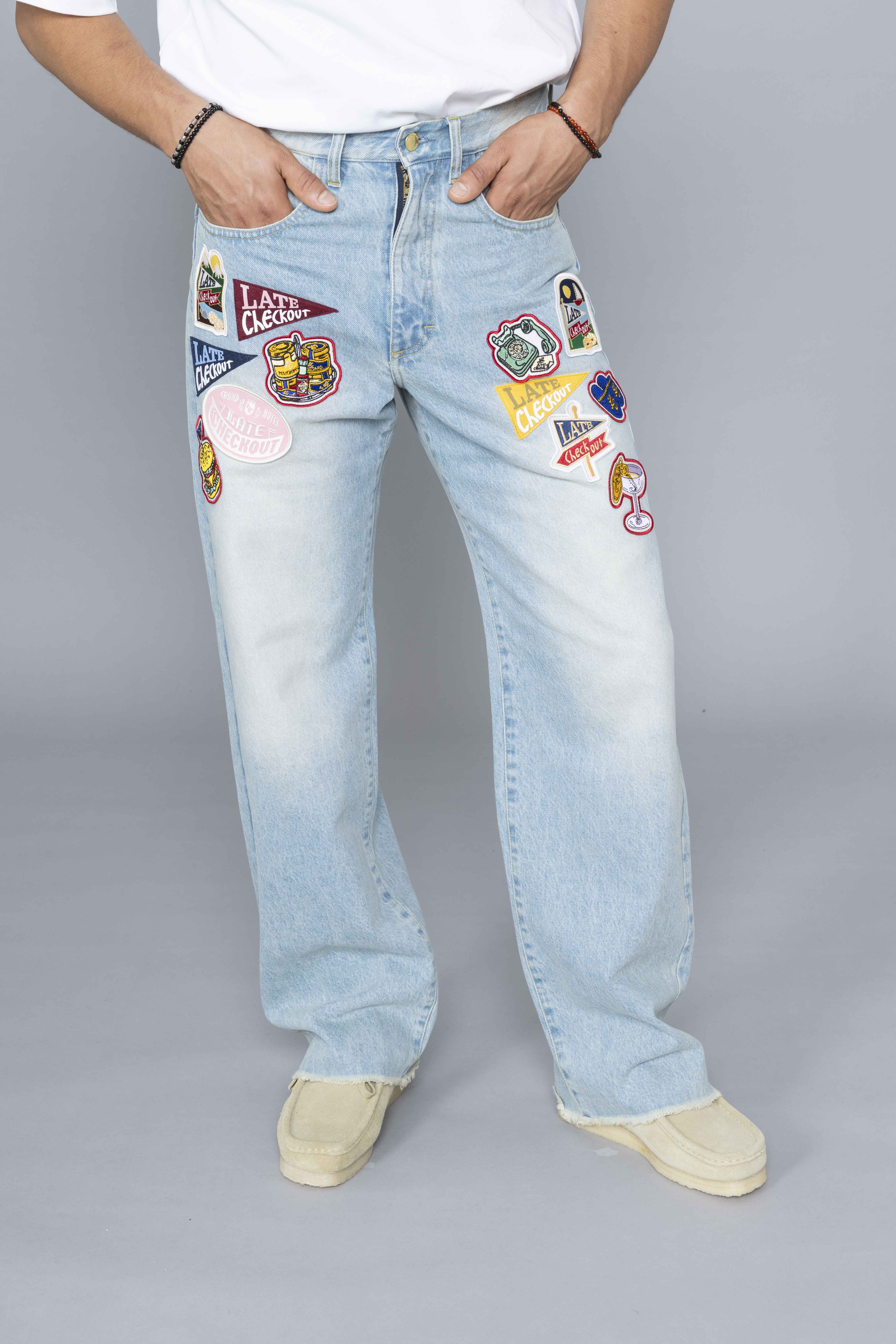 LATECHECKOUTLIGHTBLUERAWEDGEPATCHEDJEANSfs