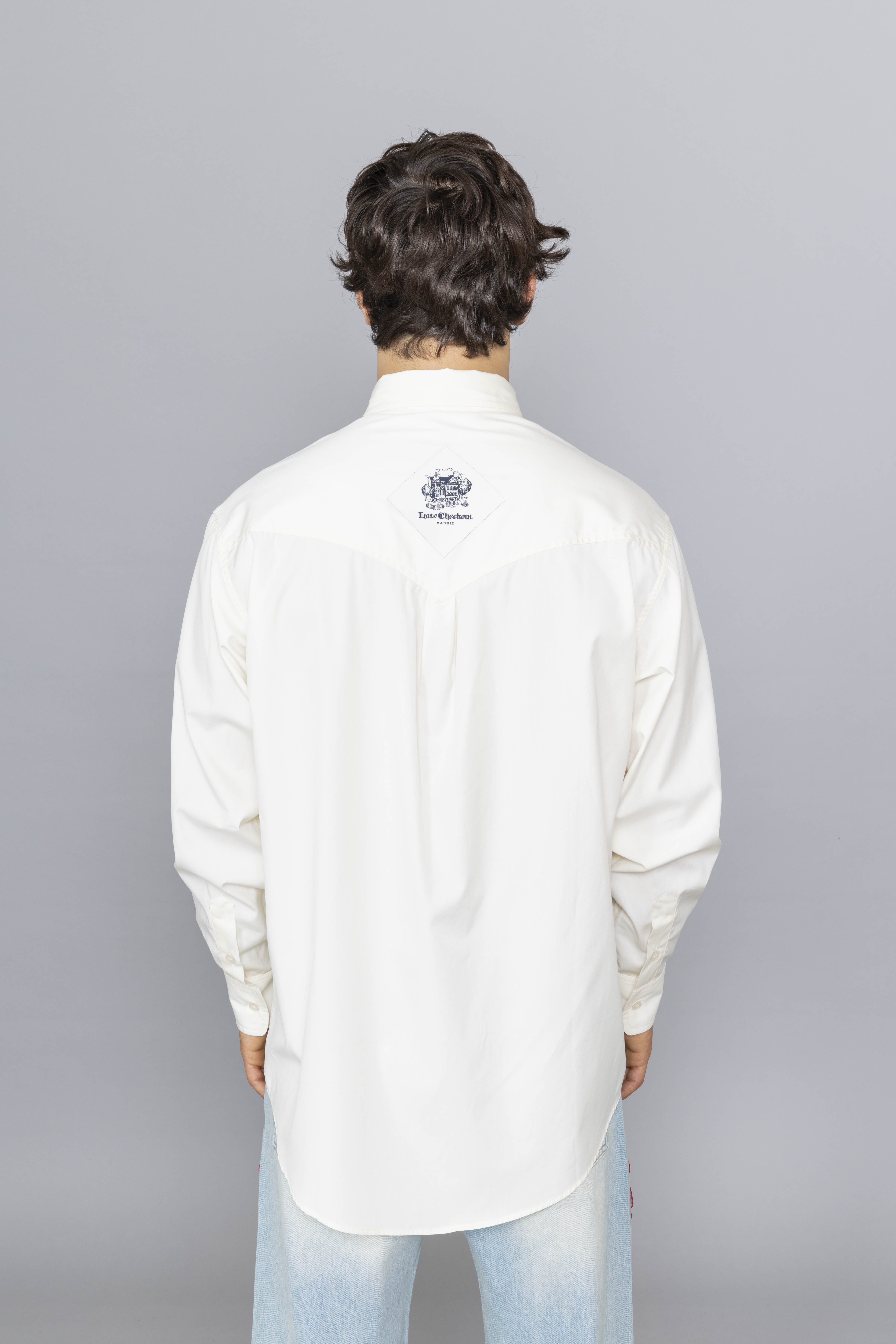 LATECHECKOUTPEARLWESTERNSHIRTback