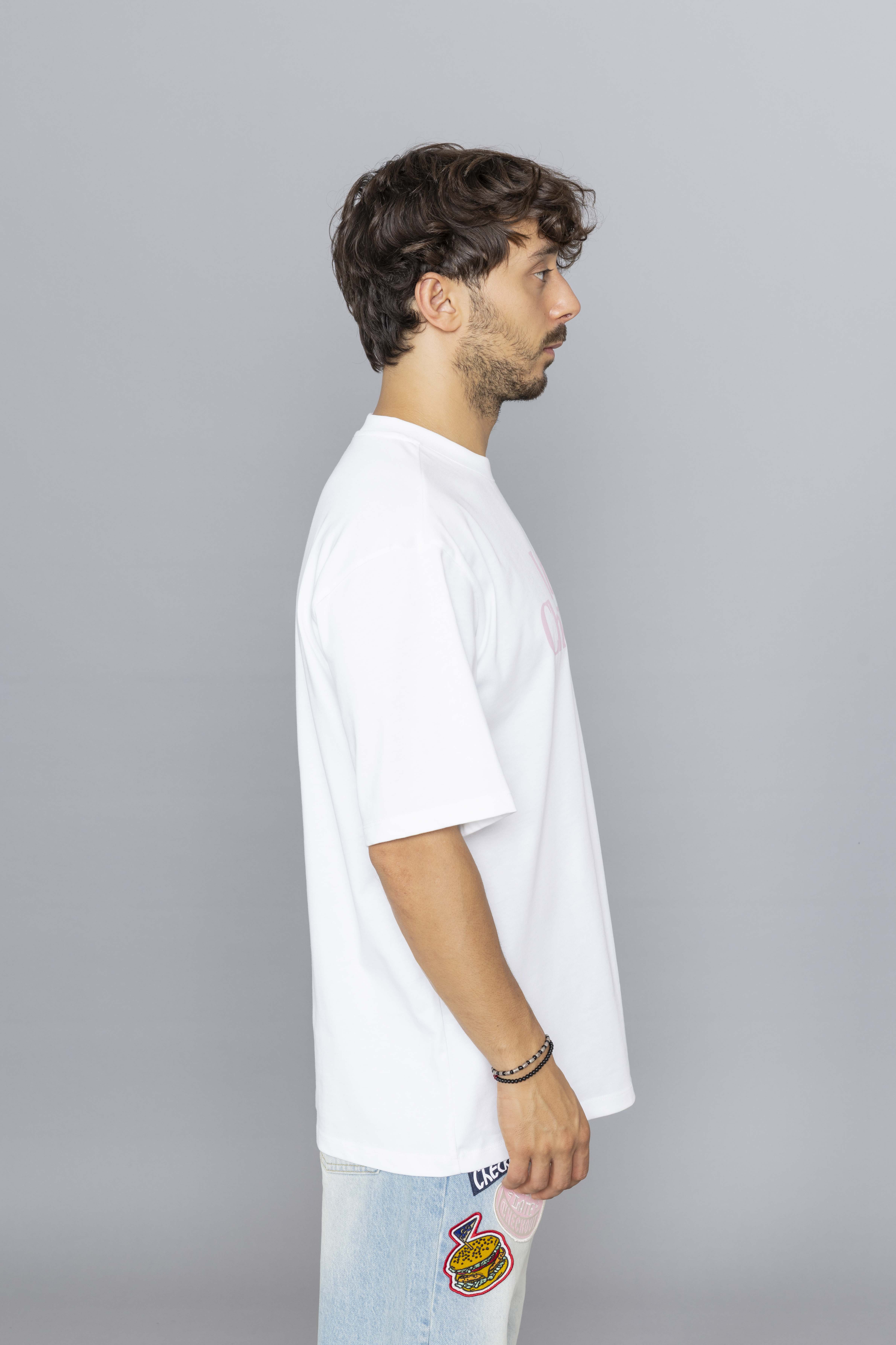 LATECHECKOUTWHITEPINKLOGOTEEside