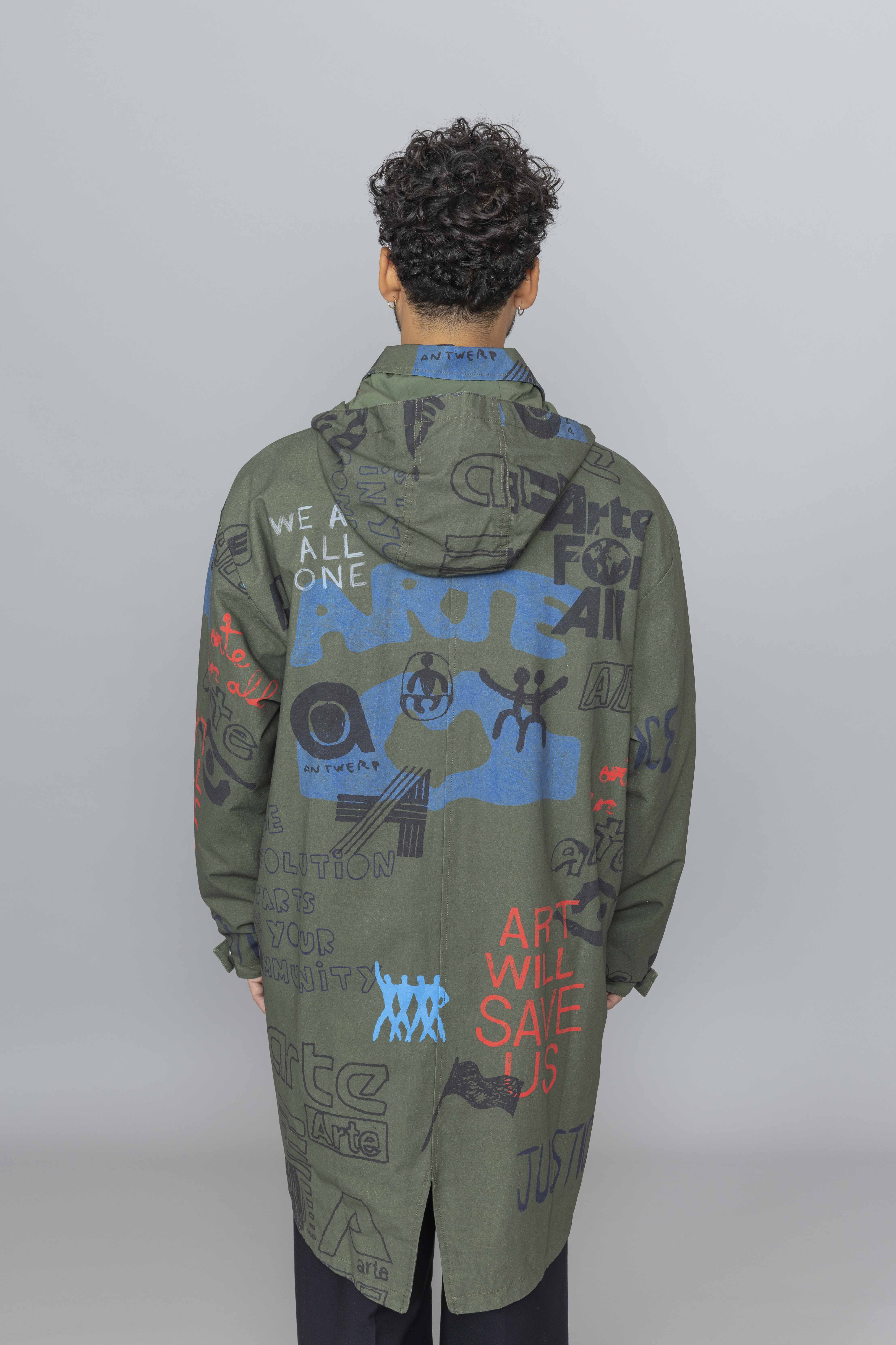 ARTEANTWERPARTSAVESCOATBack