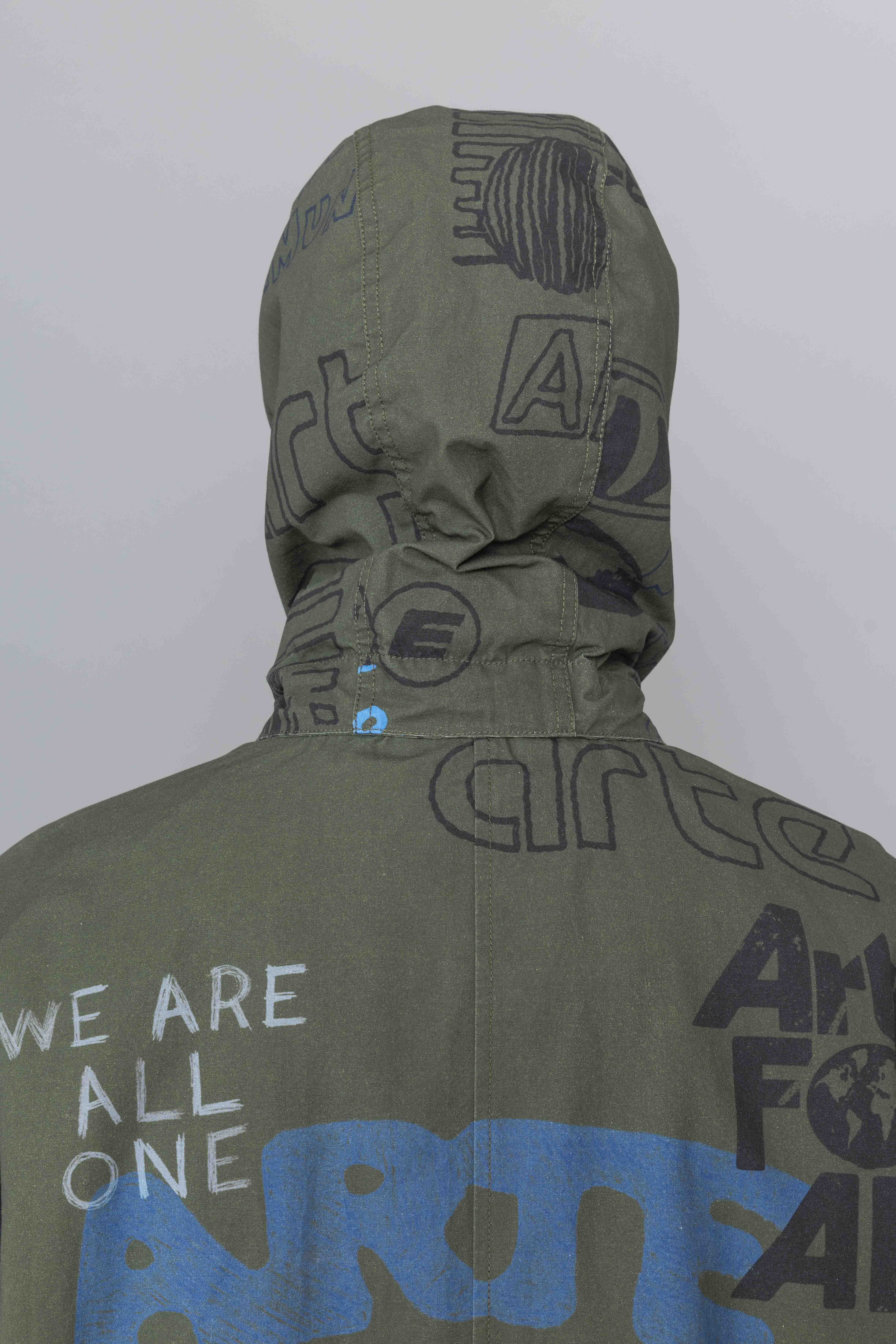 ARTEANTWERPARTSAVESCOATDetails