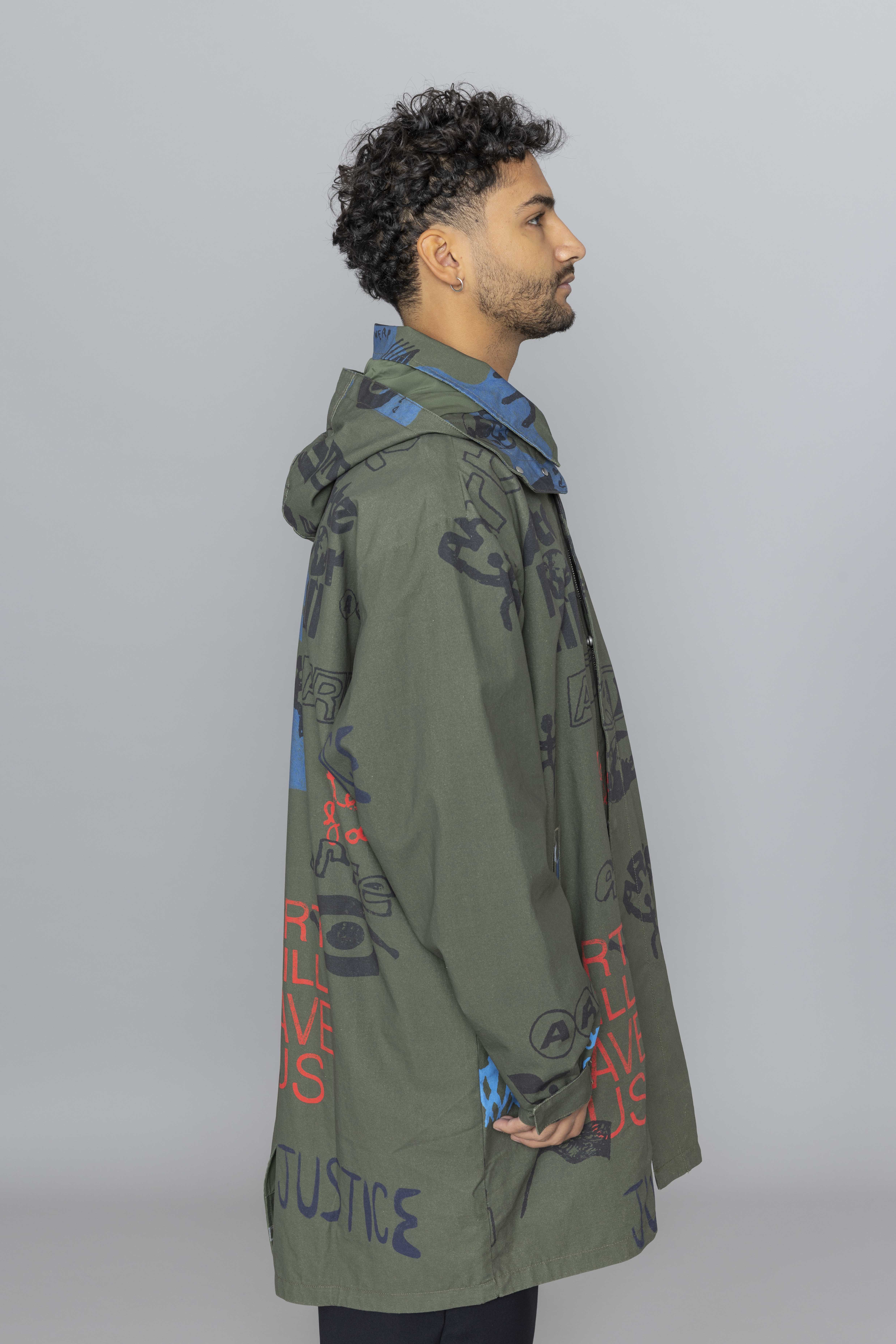 ARTEANTWERPARTSAVESCOATSide