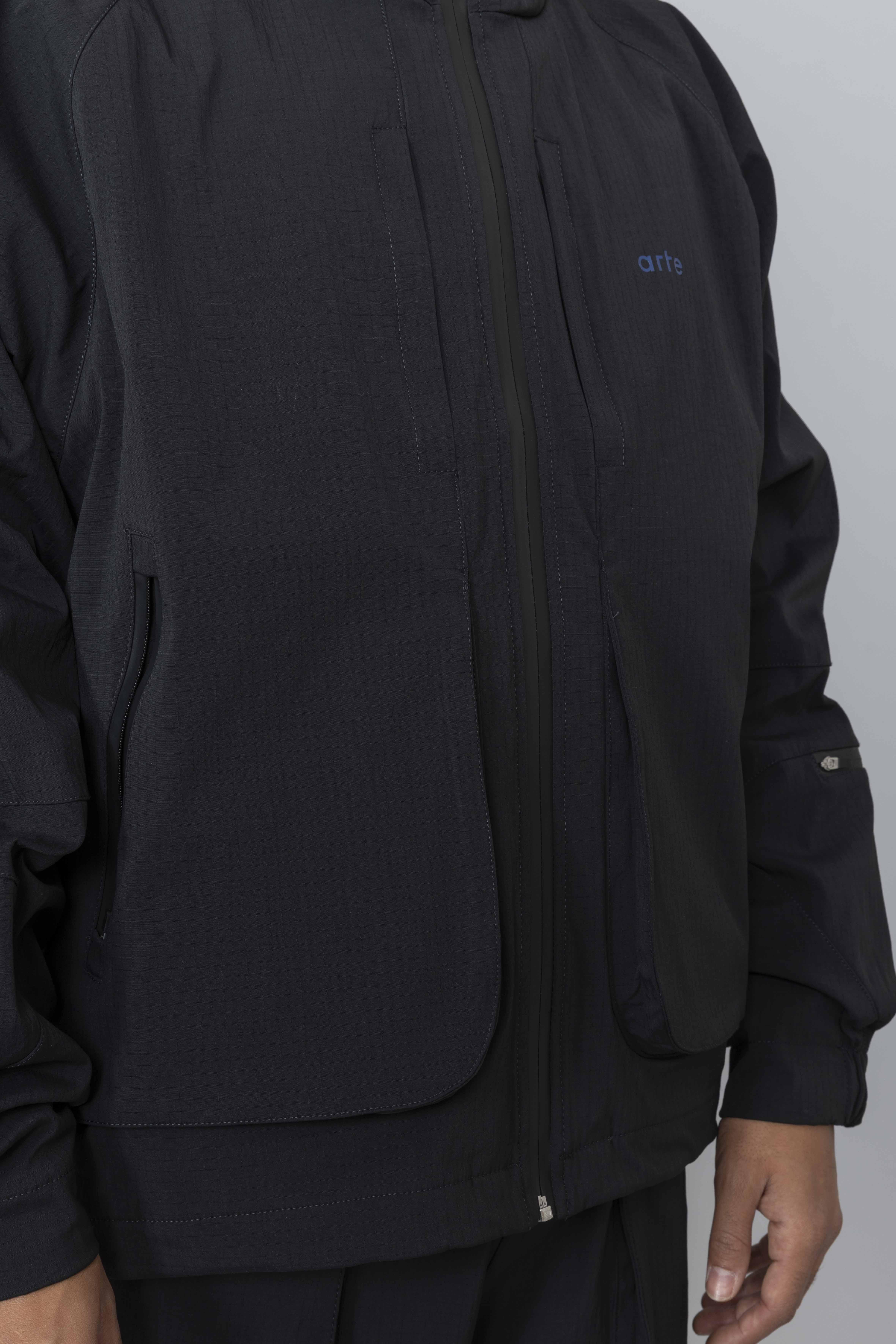 ARTEANTWERPTechniclaPolarJacketBlackLogo