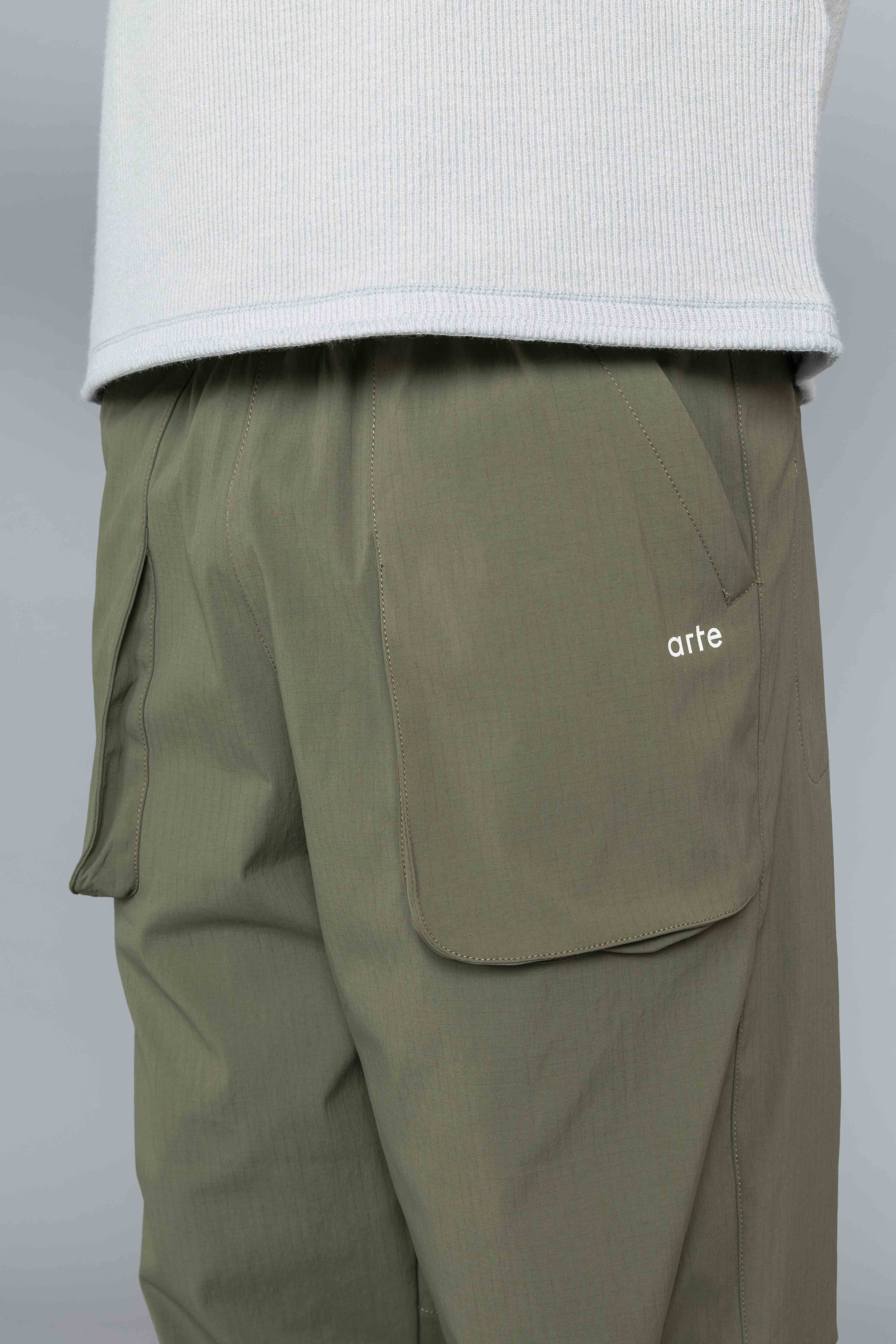 ARTETechnicalPolarPantsGreenLogo