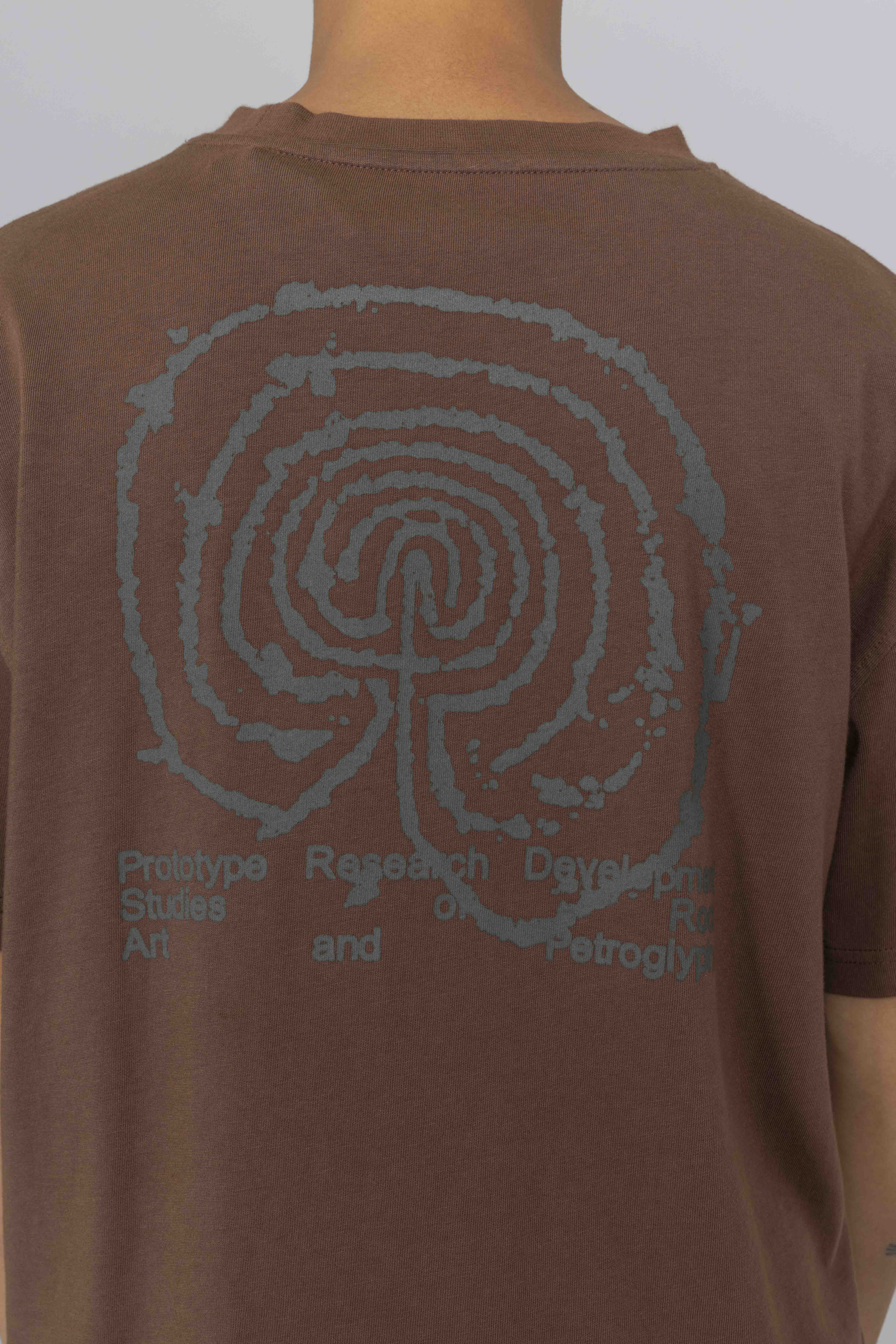 KA_YOBoxyGraphicTeeBurntWineLogo