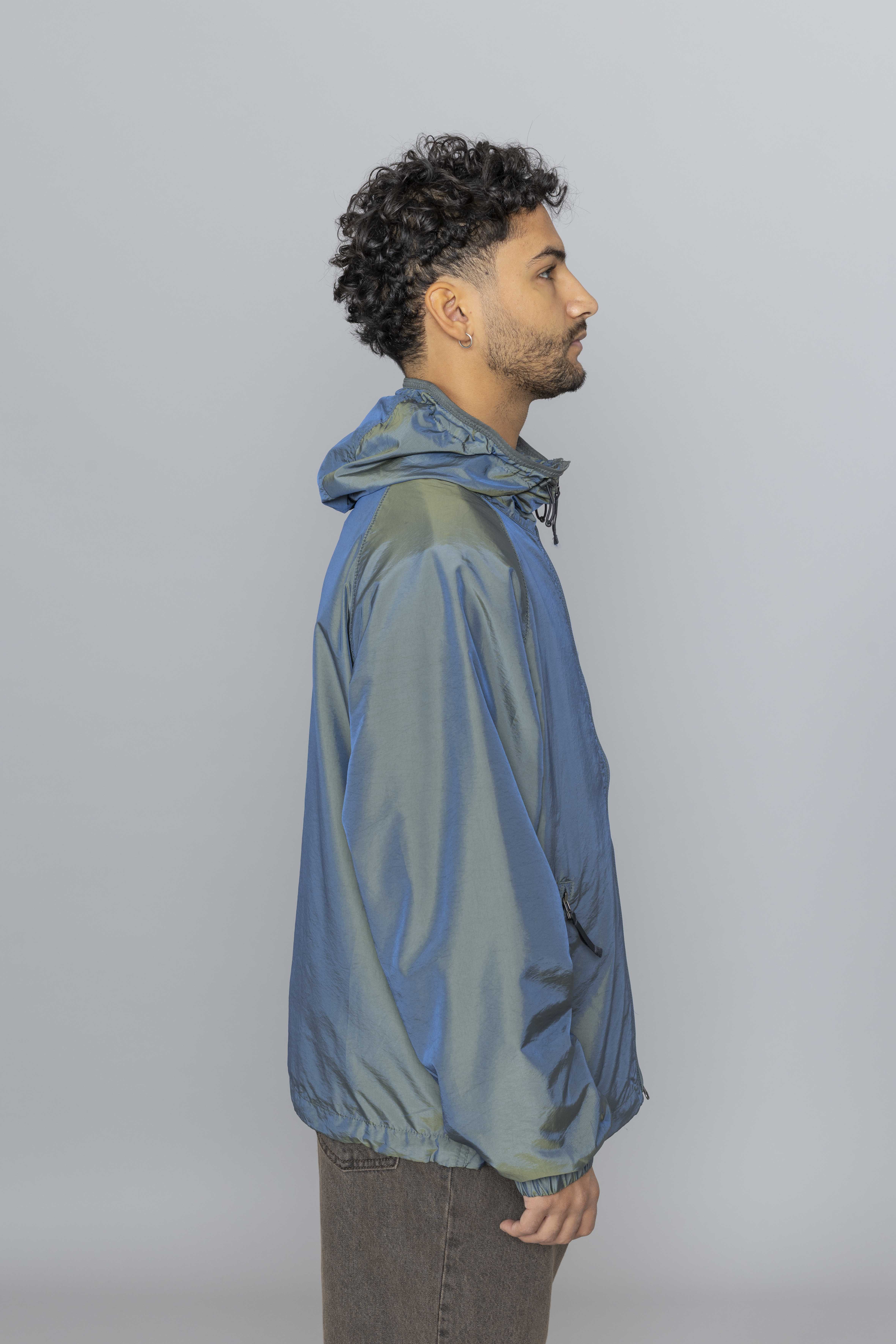 THISISNEVERTHATLogoWindbreakerSide