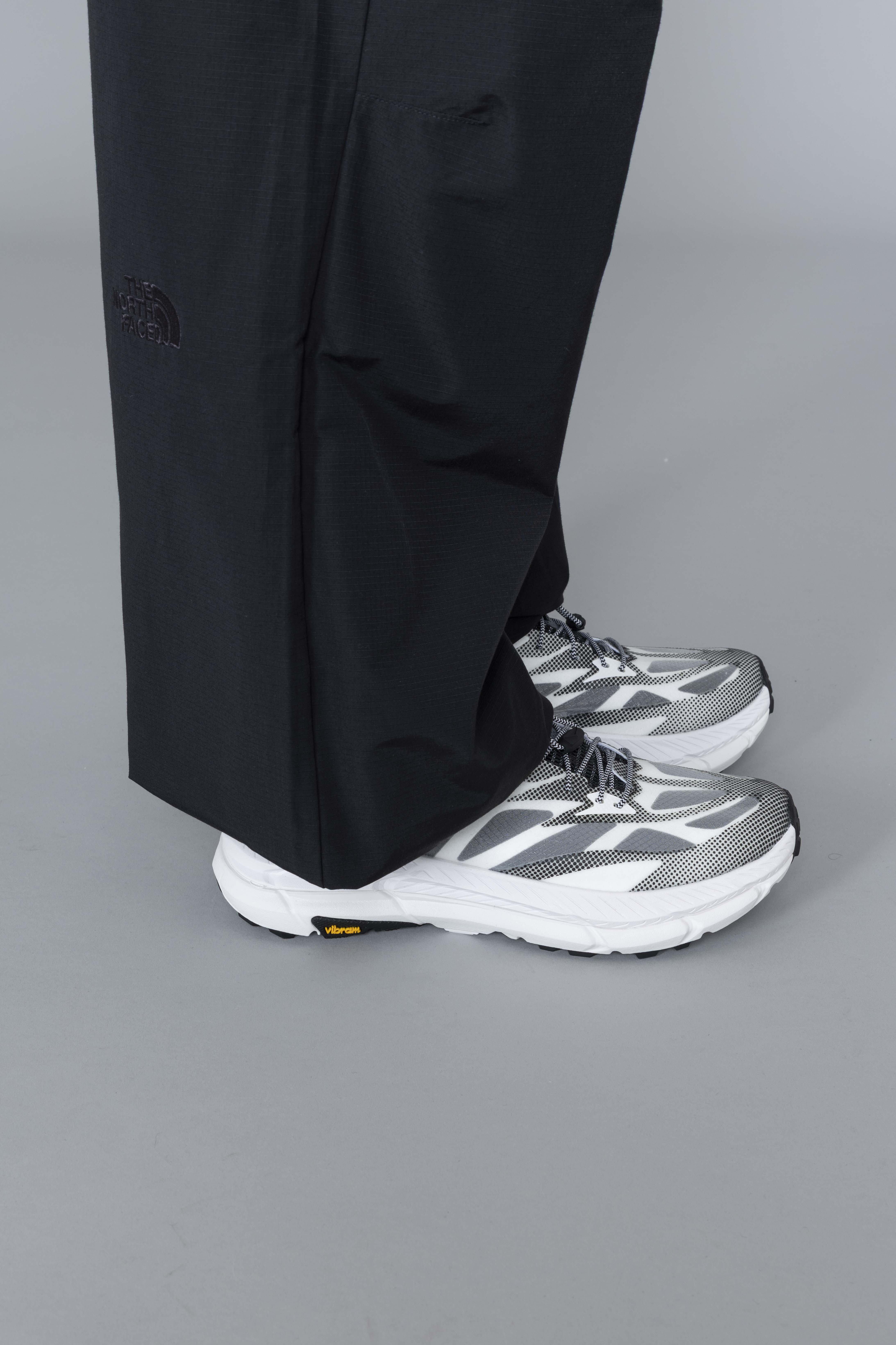 TheNorthFaceNSENewPantBlackFeet