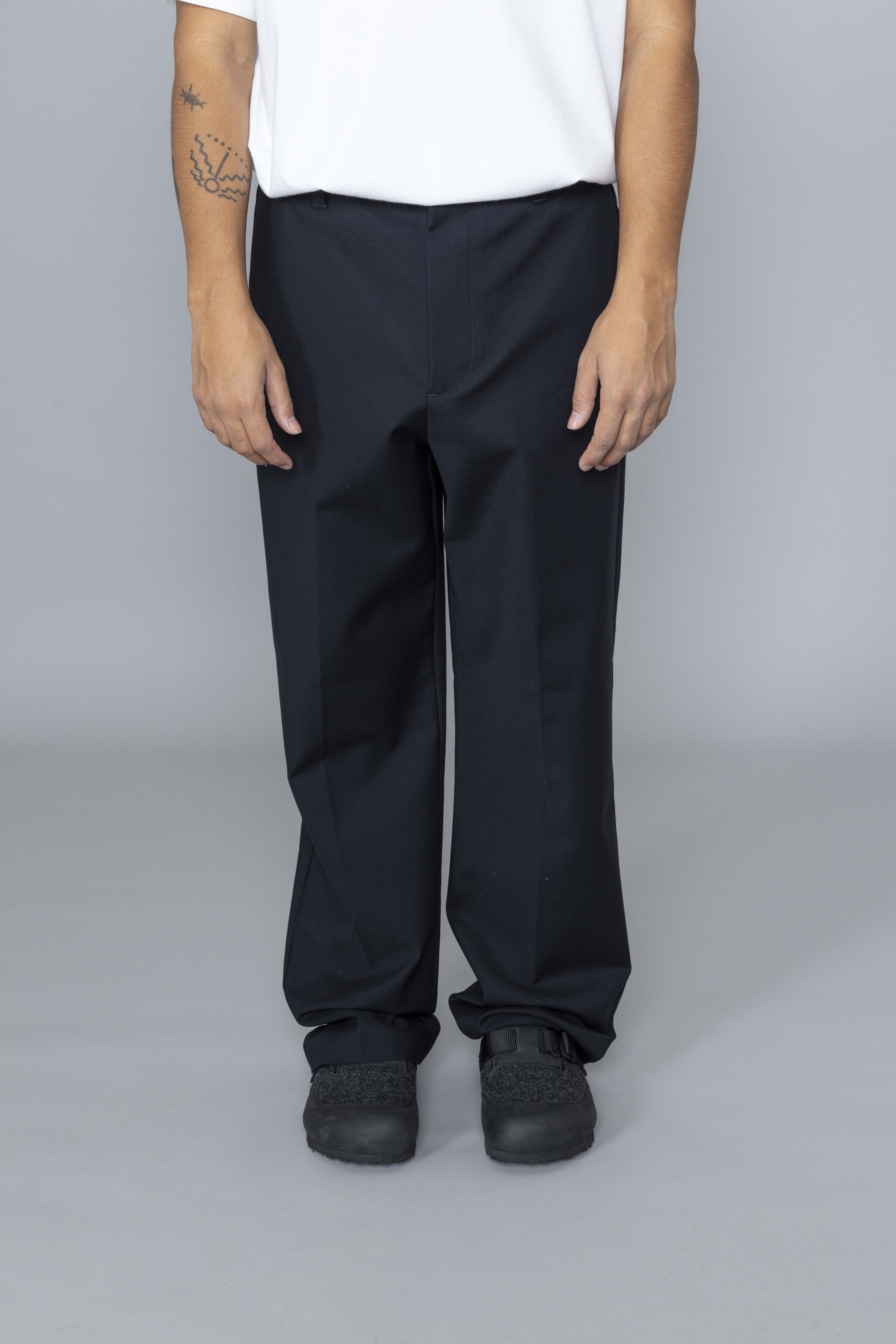 NN07PawLightweightTailoredTrouserNavyBlueFront