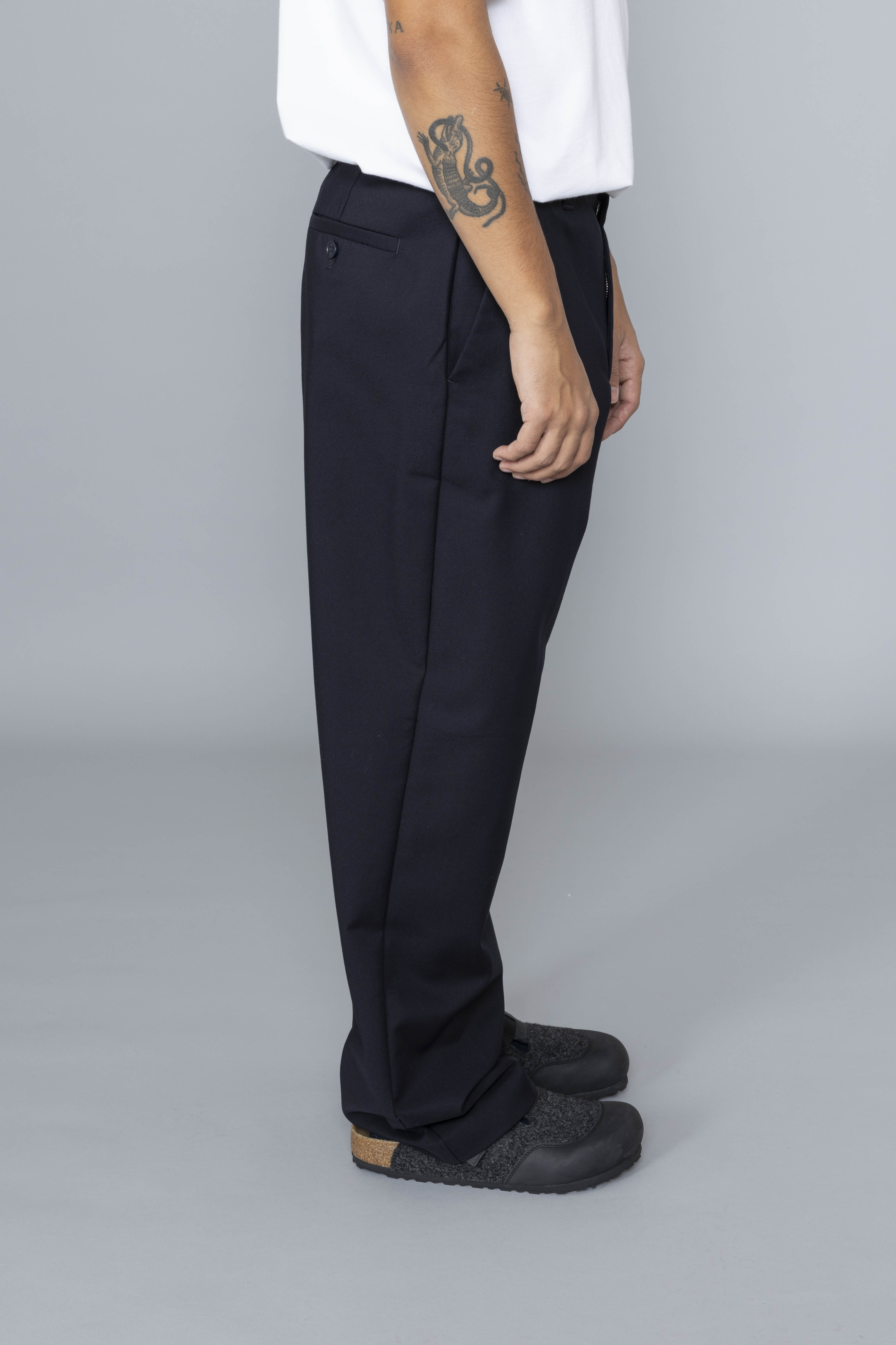 NN07PawLightweightTailoredTrouserNavyBlueSide