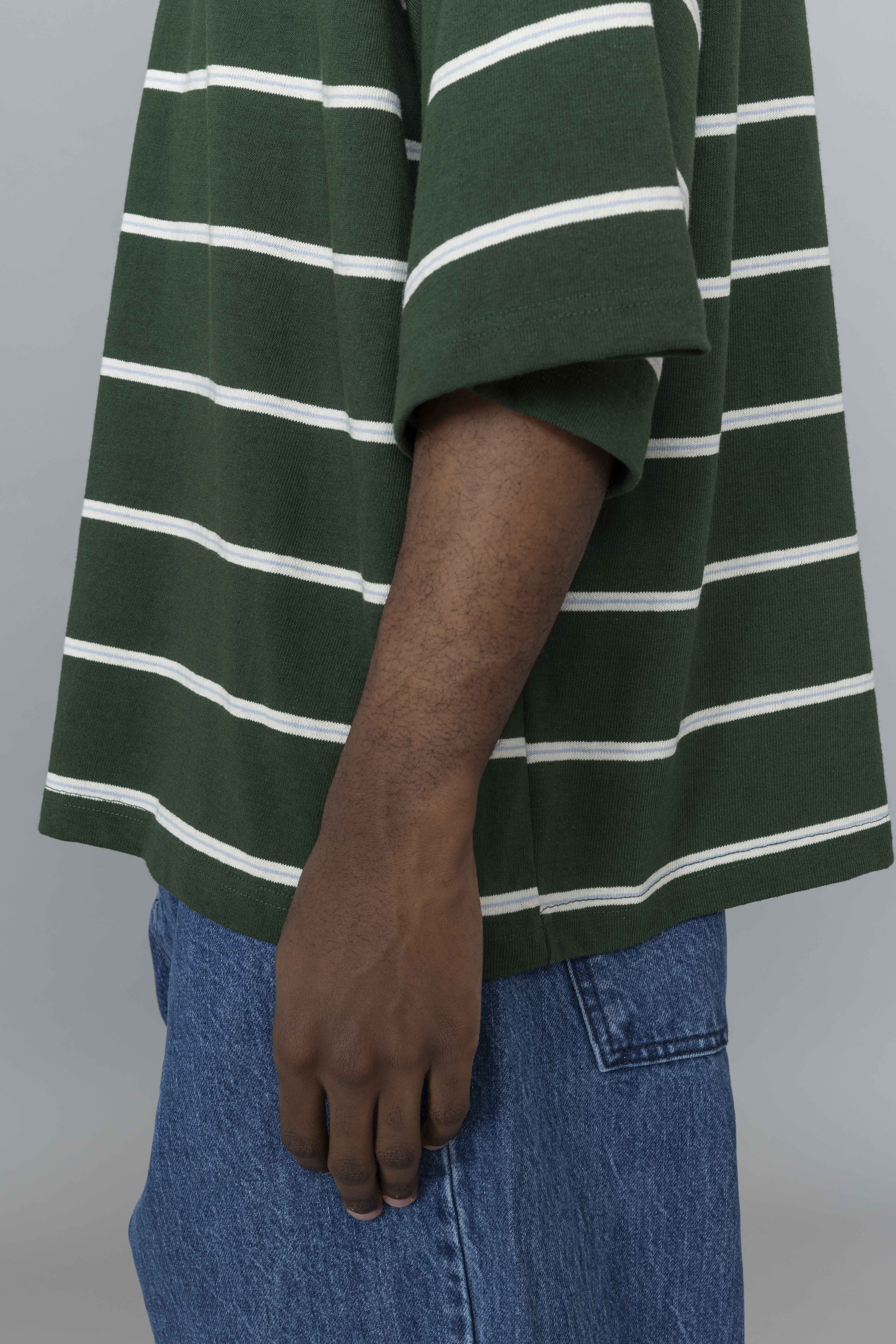 EstudioNiksenBoxyJerseyPoloGreenSleeve