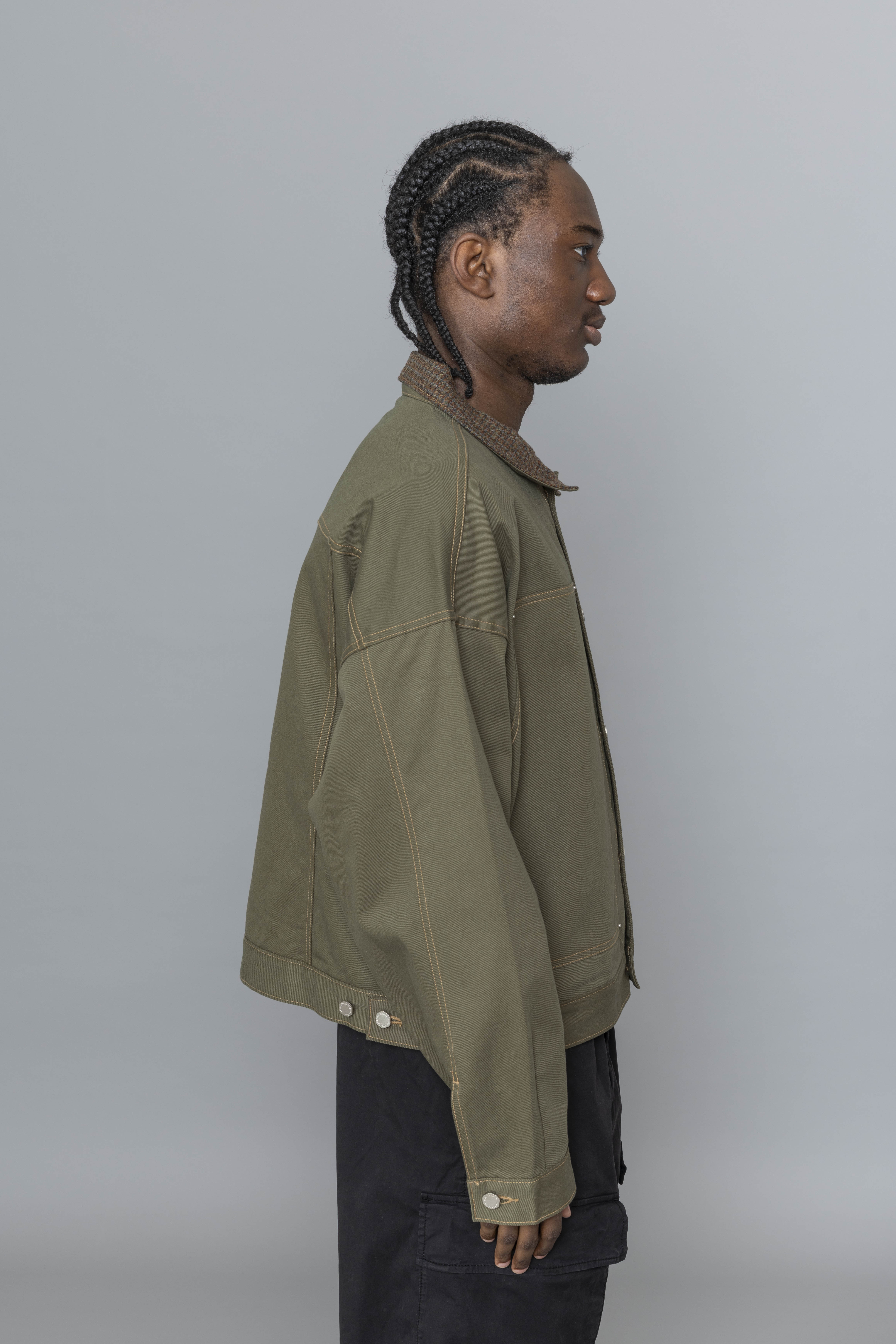 EstudioNiksenCarpenterCollarJacketKhakiSide