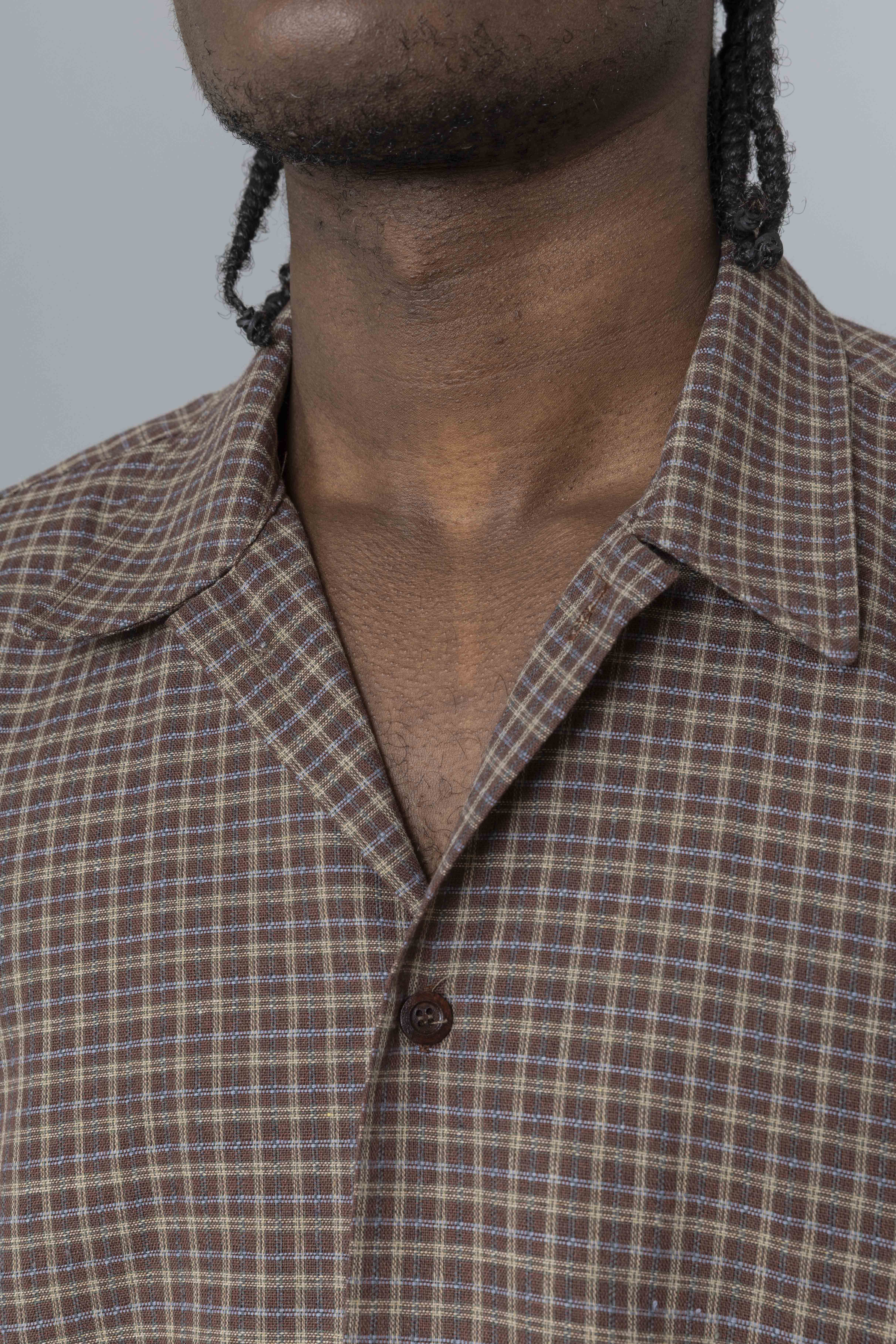 EstudioNiksenCheckeredBoxyShirtBrownCollar