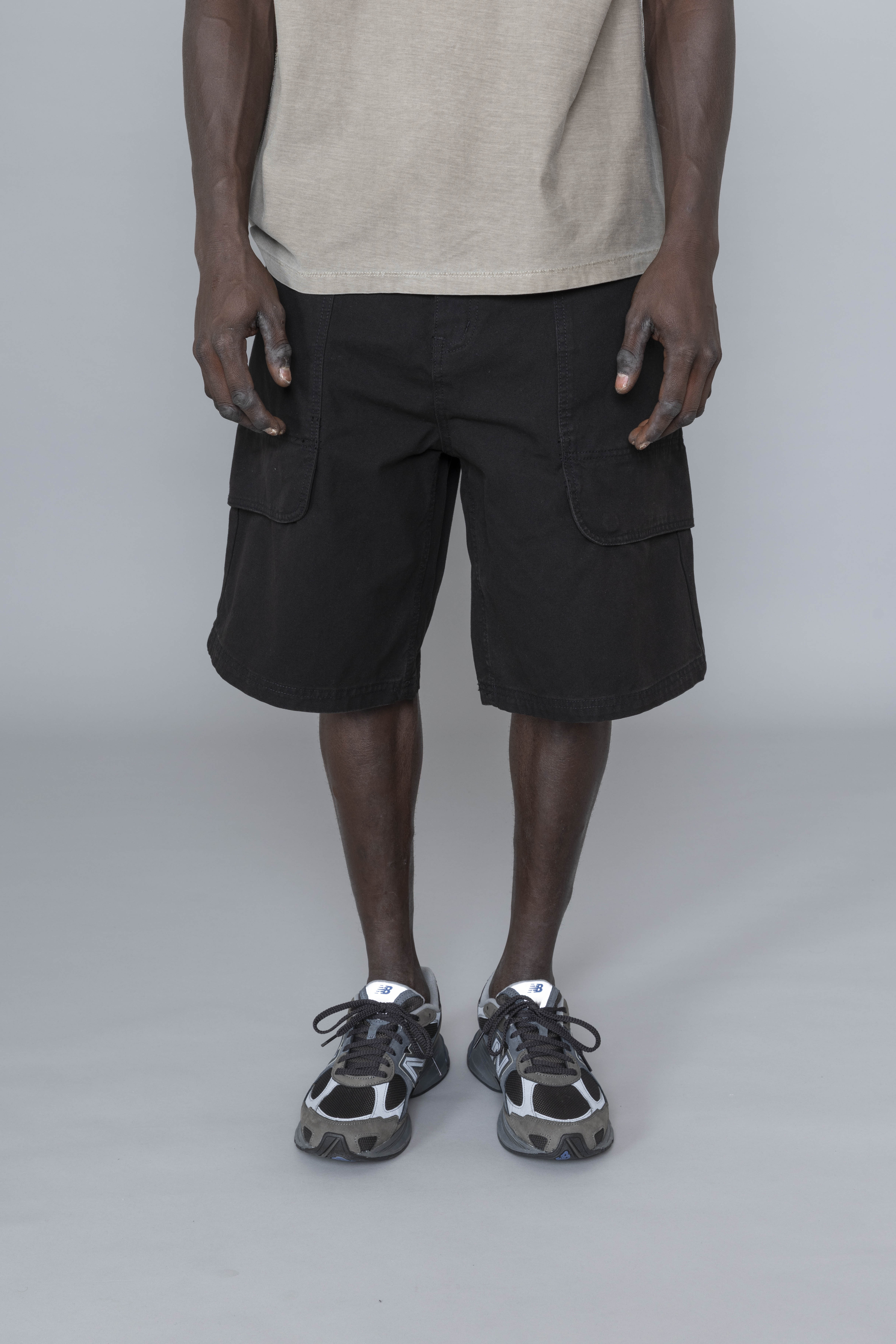 ArteAntwerpCanvasCargoShortsBlack
