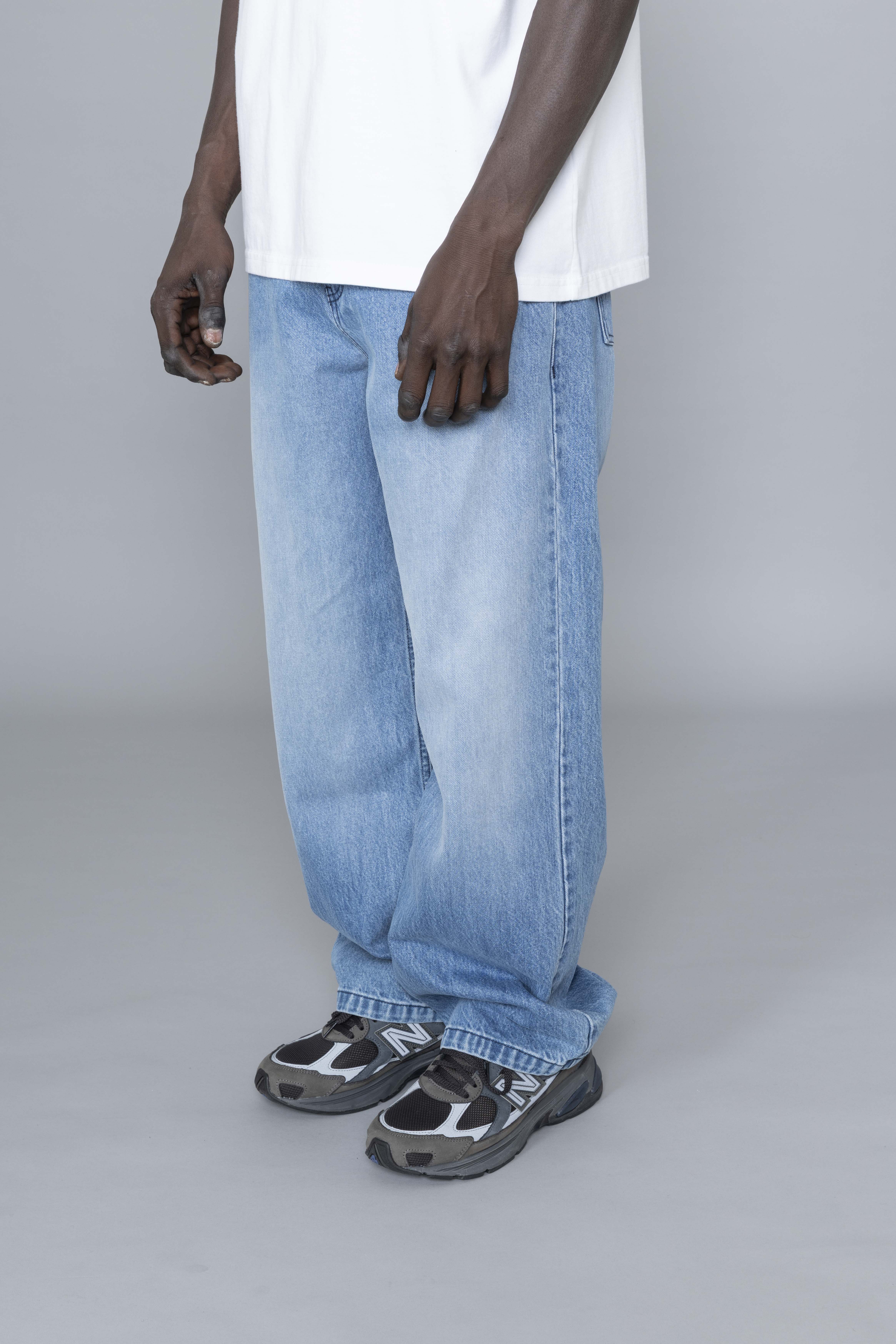ArteAntwerpCircleLogoPocketPantsBleachDia