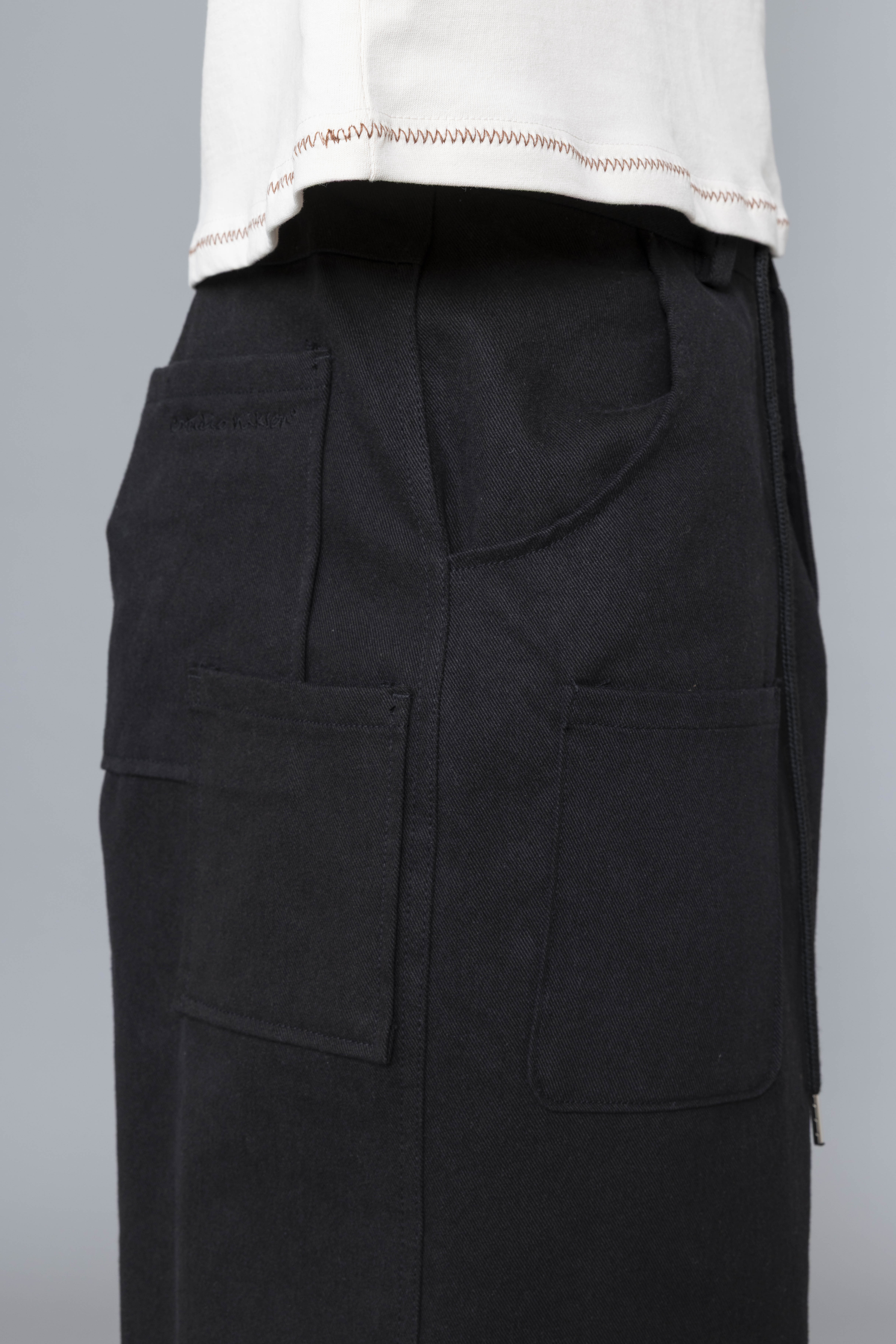EstudioNiksenMismatchPocketJeansBlackPockets